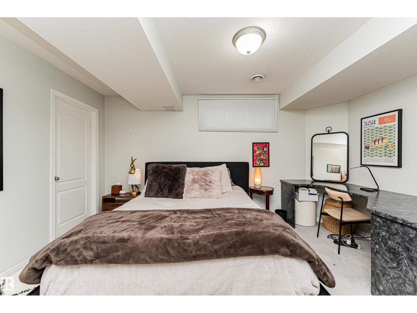 #15 16415 77 ST NW NW - 42