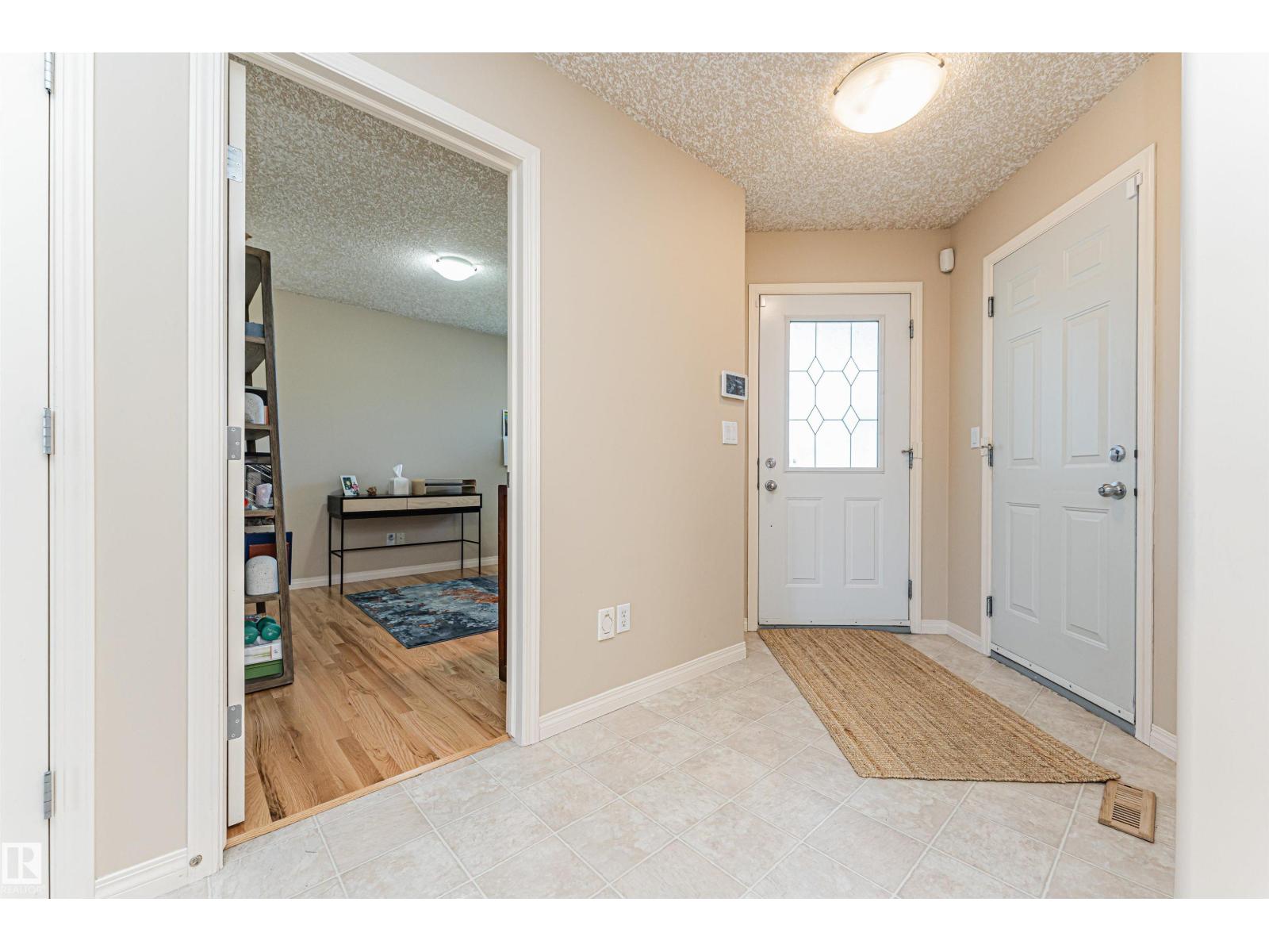 #15 16415 77 ST NW NW - 5