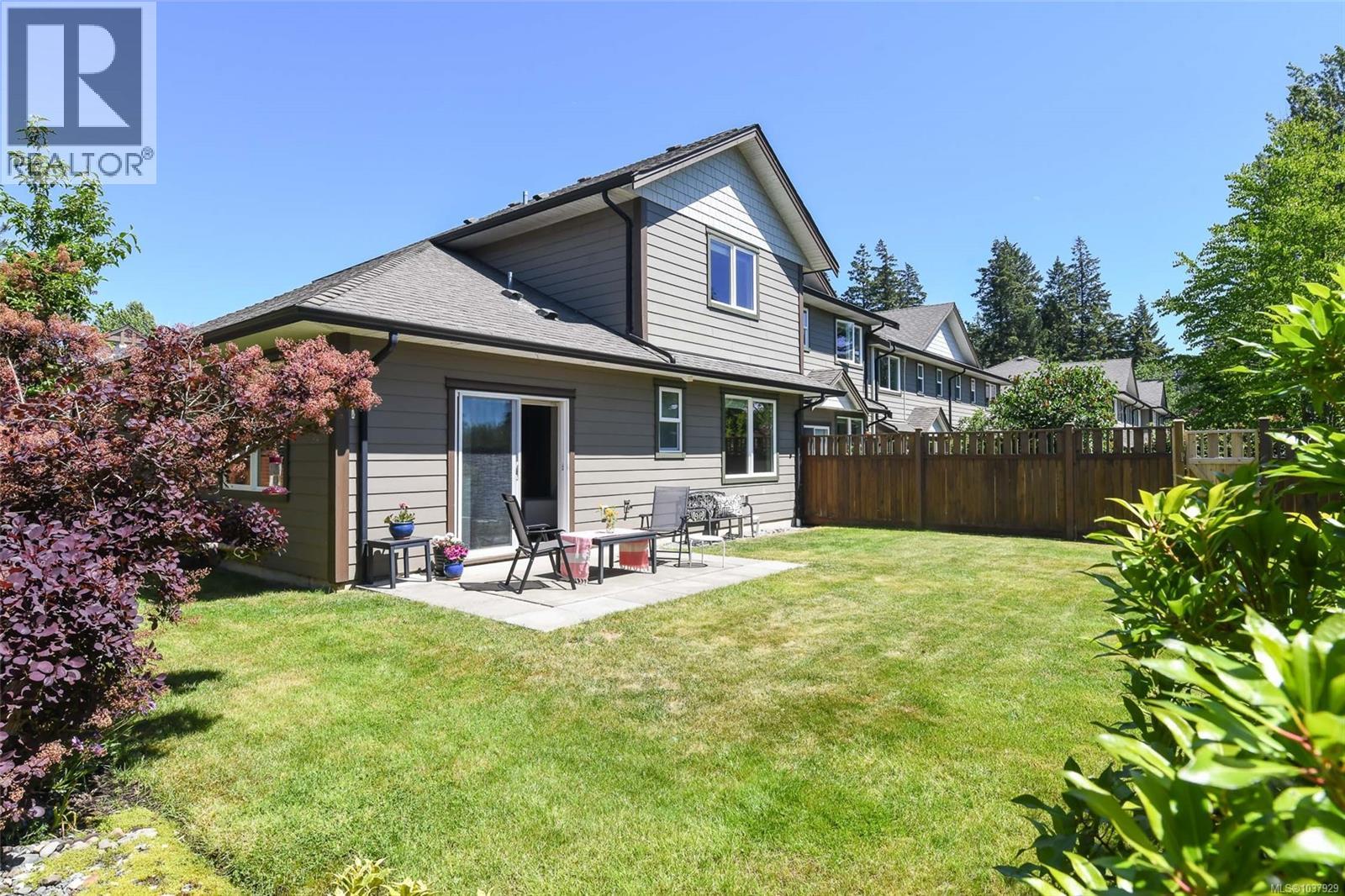 1 2030 Wallace Ave, Comox