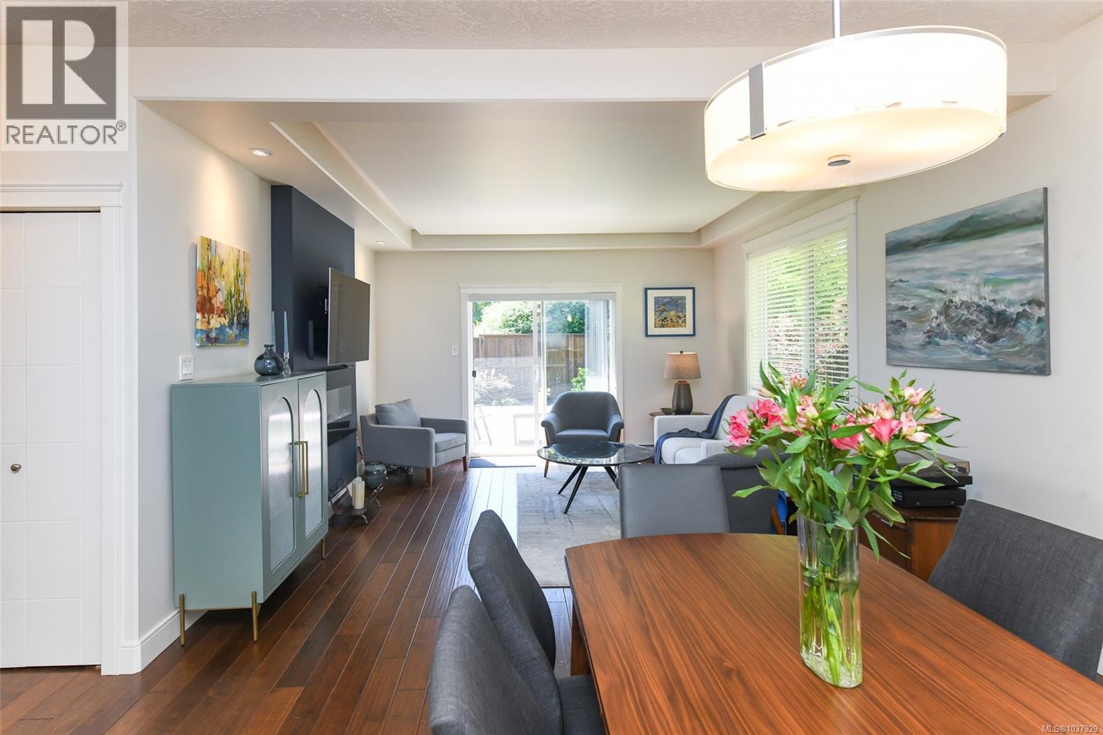 #1 2030 Wallace Ave - 9
