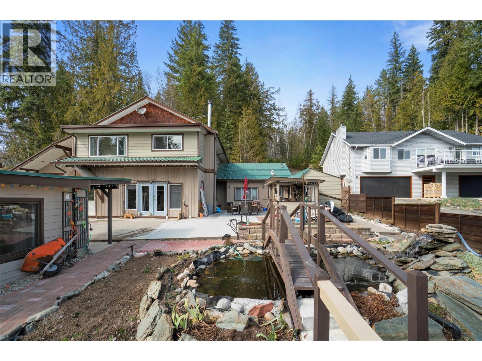 6327 Squilax-Anglemont Road - 53