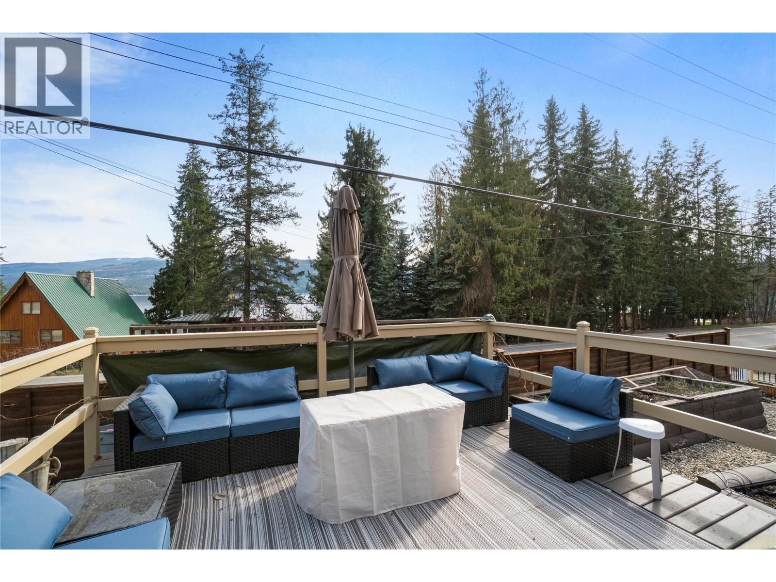 6327 Squilax-Anglemont Road - 52