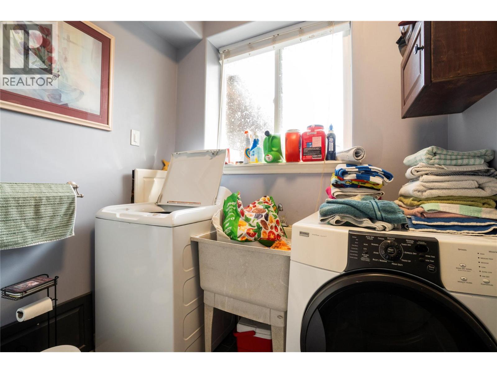 6327 Squilax-Anglemont Road - 27