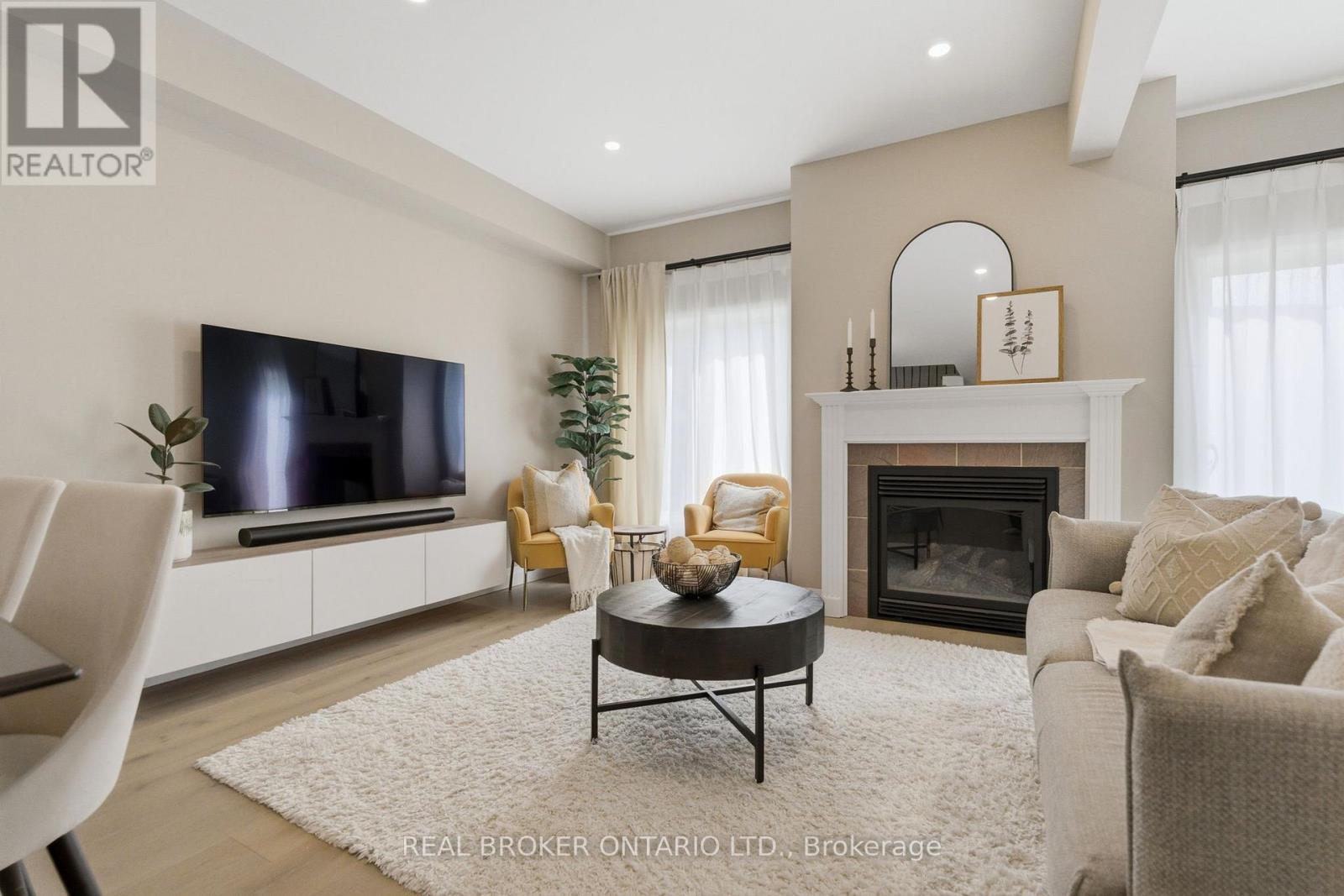 2426 SHADOW COURT - 18