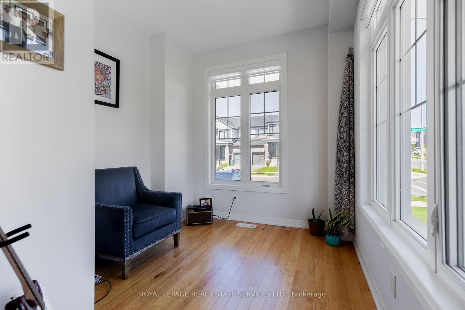 256 ROSEBURY WAY - 8