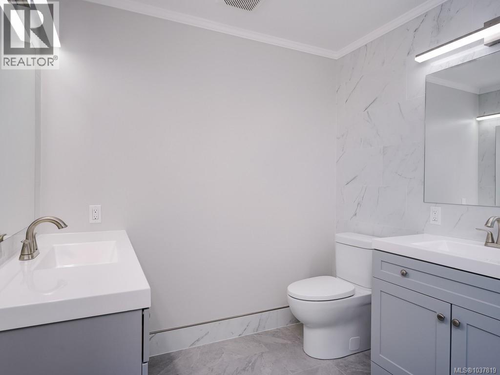 409 5110 Cordova Bay Road, Saanich