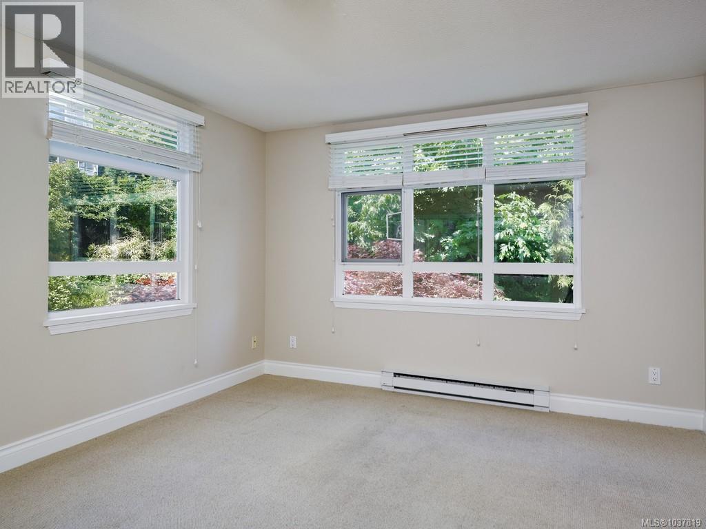 409 5110 Cordova Bay Road, Saanich