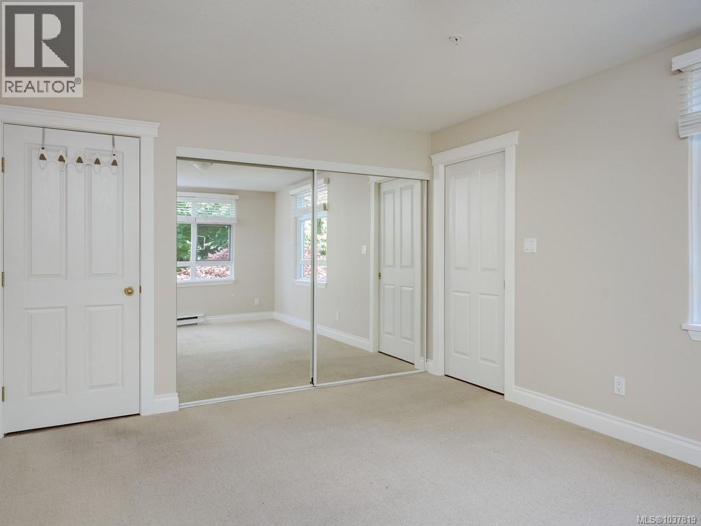 #409 5110 Cordova Bay Rd - 17