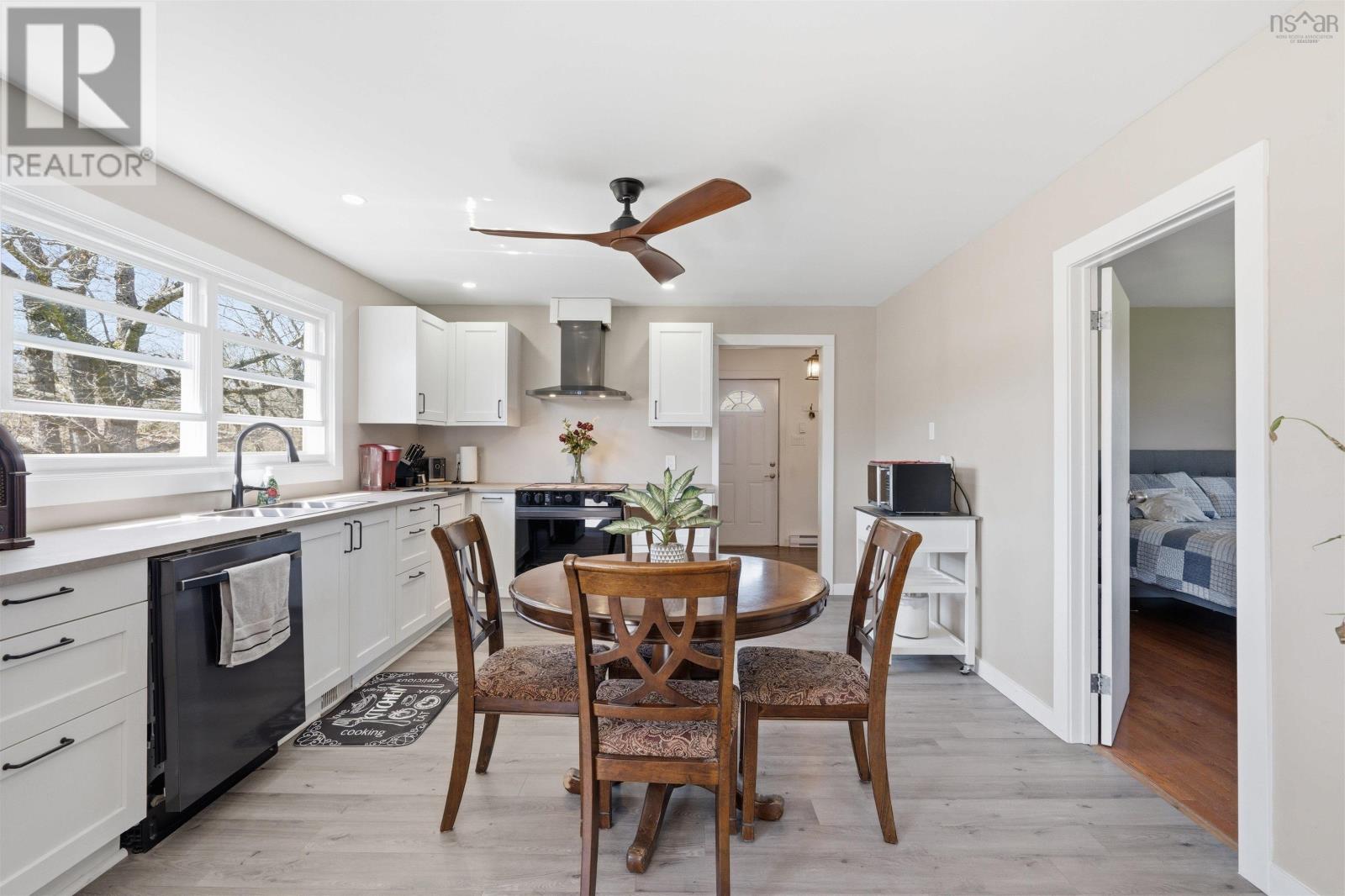 Property 24 of 49 of 256 Dyke Road