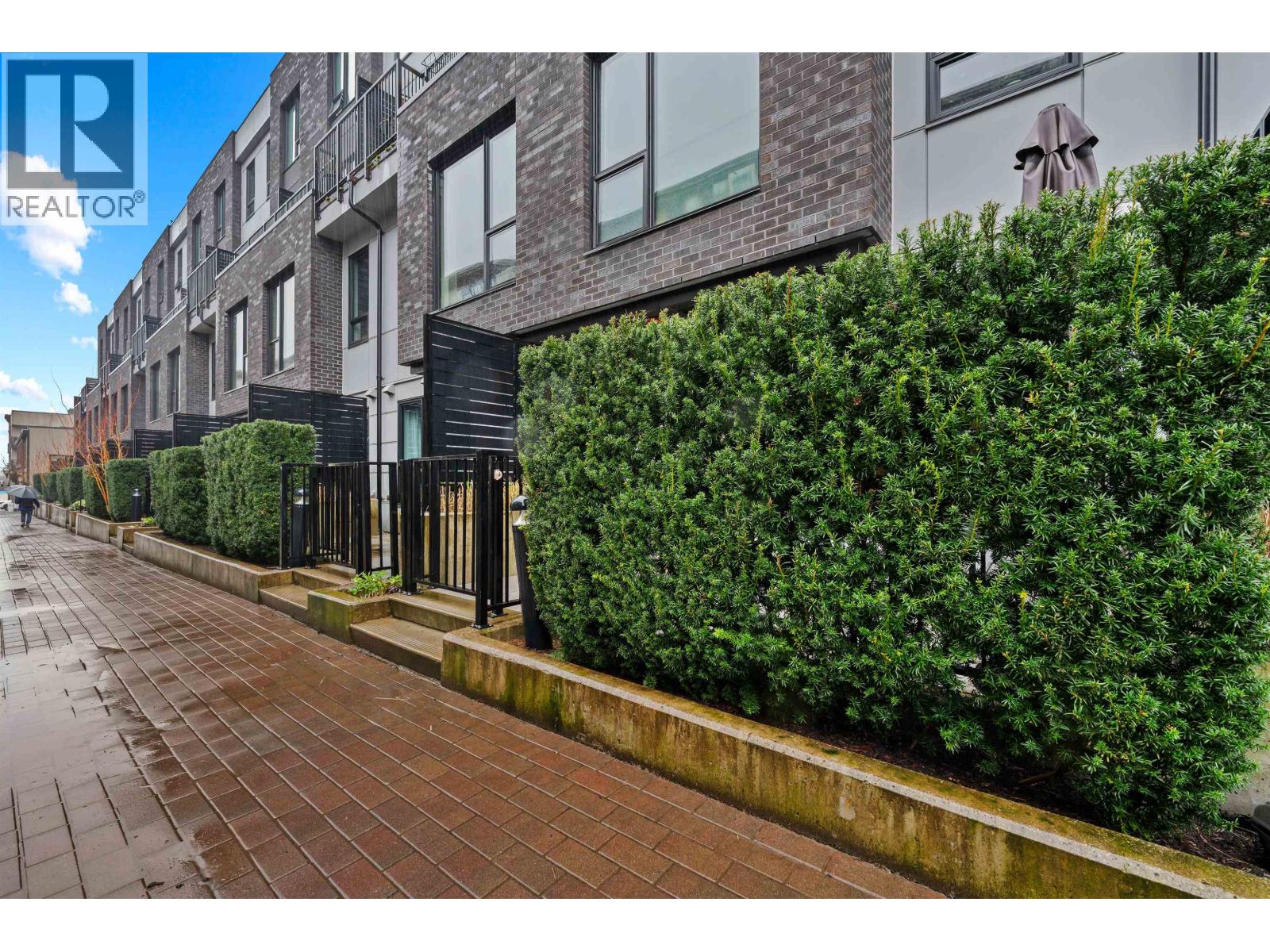 2726 SPRING STREET, Port Moody