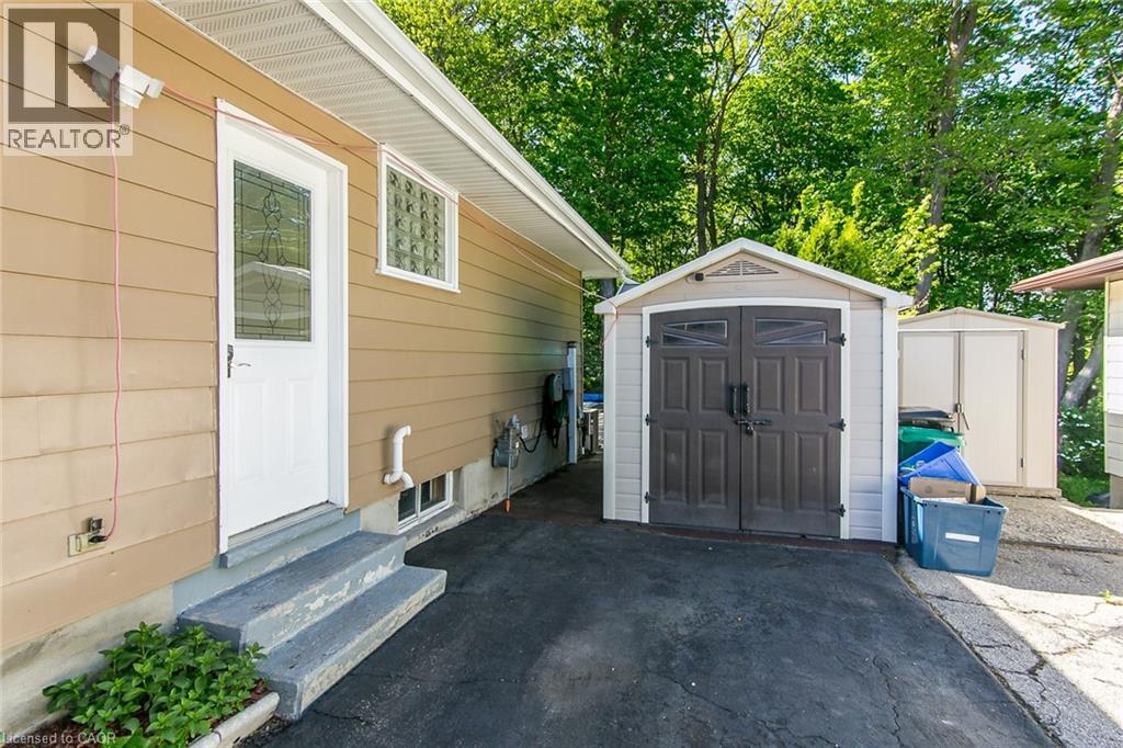 34 BLACKHORNE Crescent - 37