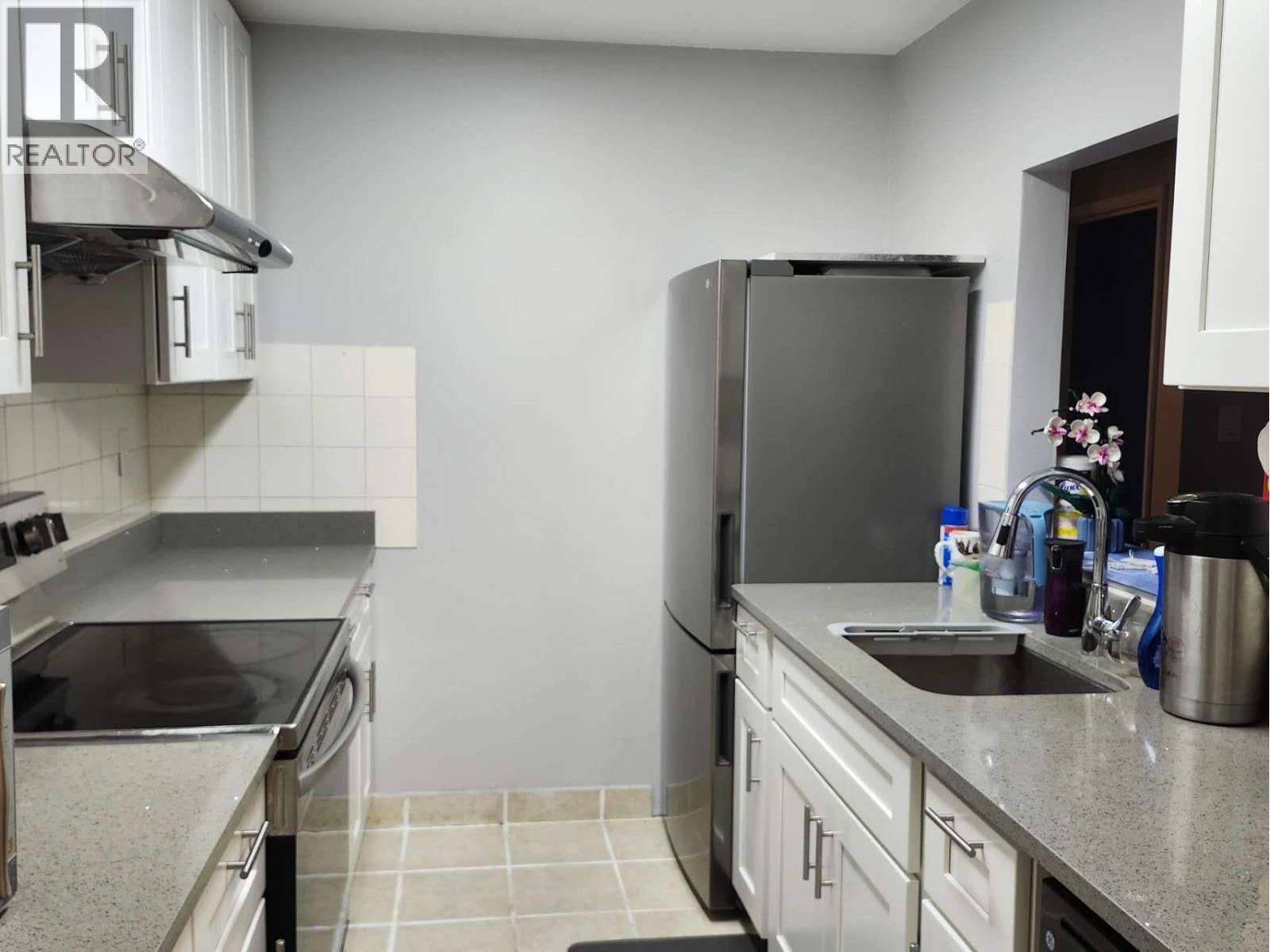 1050 HOWIE AVENUE, Coquitlam