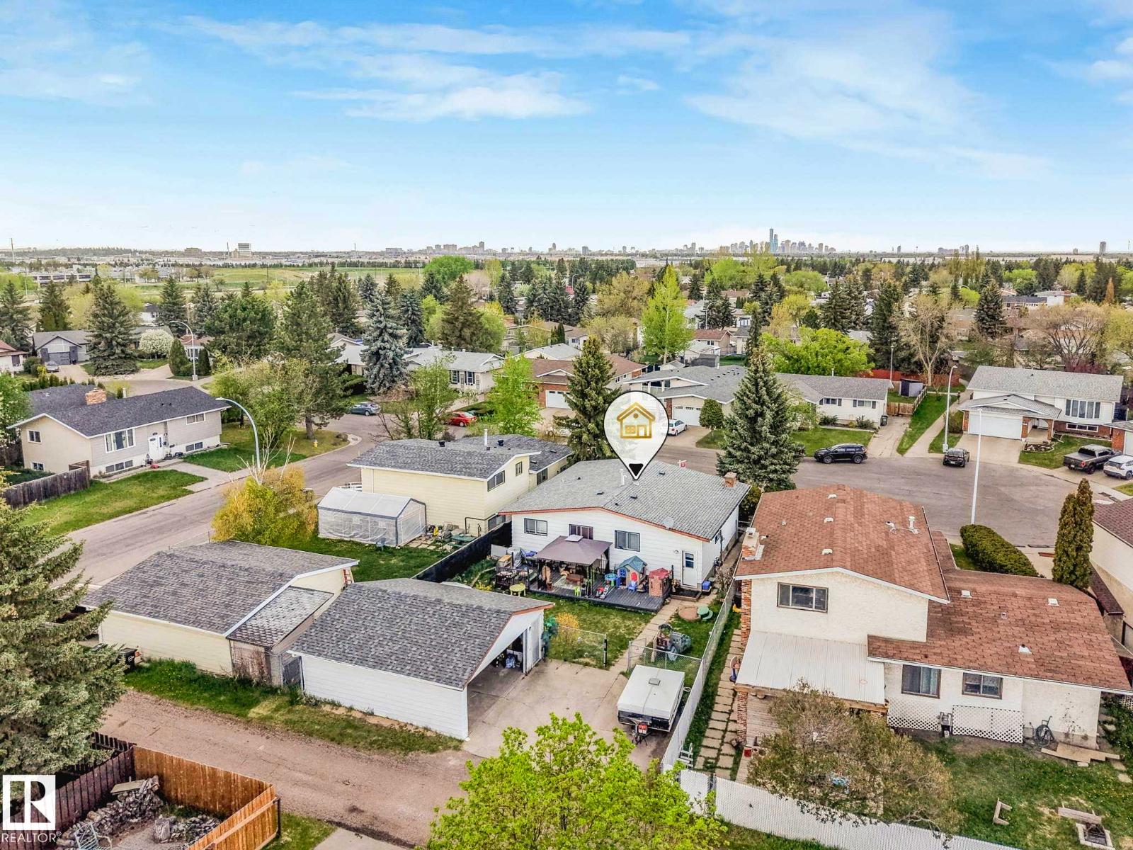 8715 41 AV NW - 64