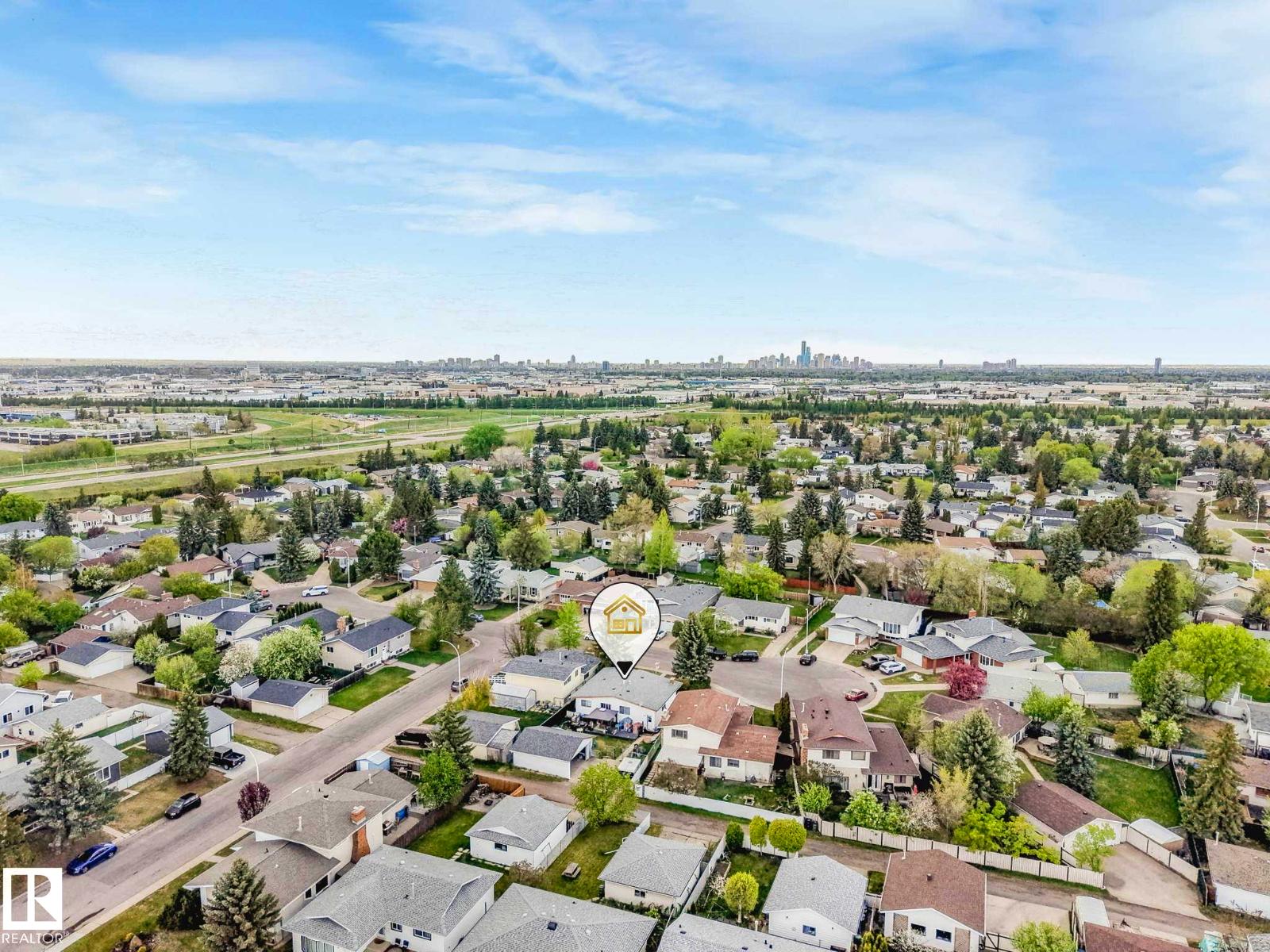 8715 41 AV NW - 66
