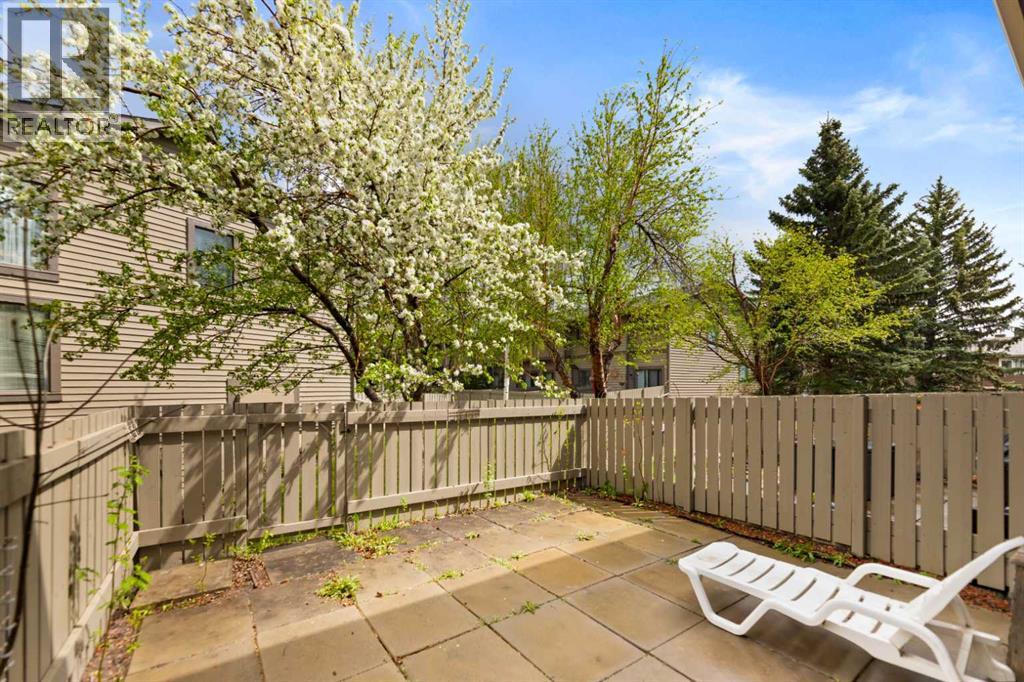 #32 99 midpark Gardens SE - 28
