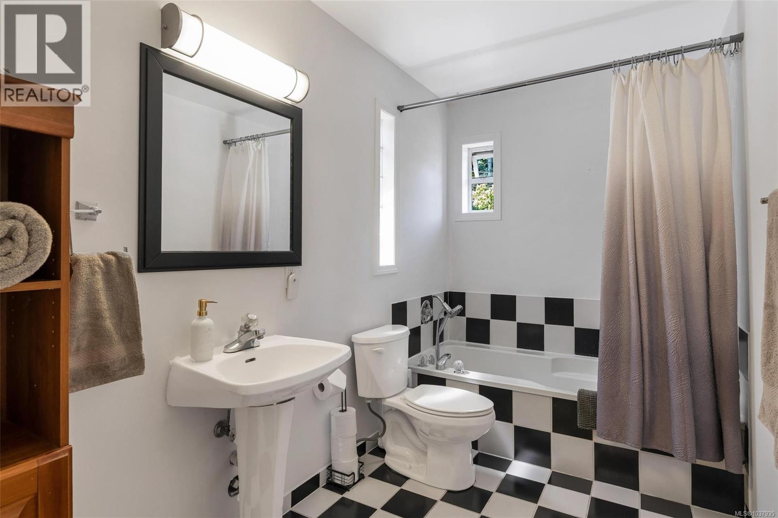 2635 Mill Bay Rd - 41