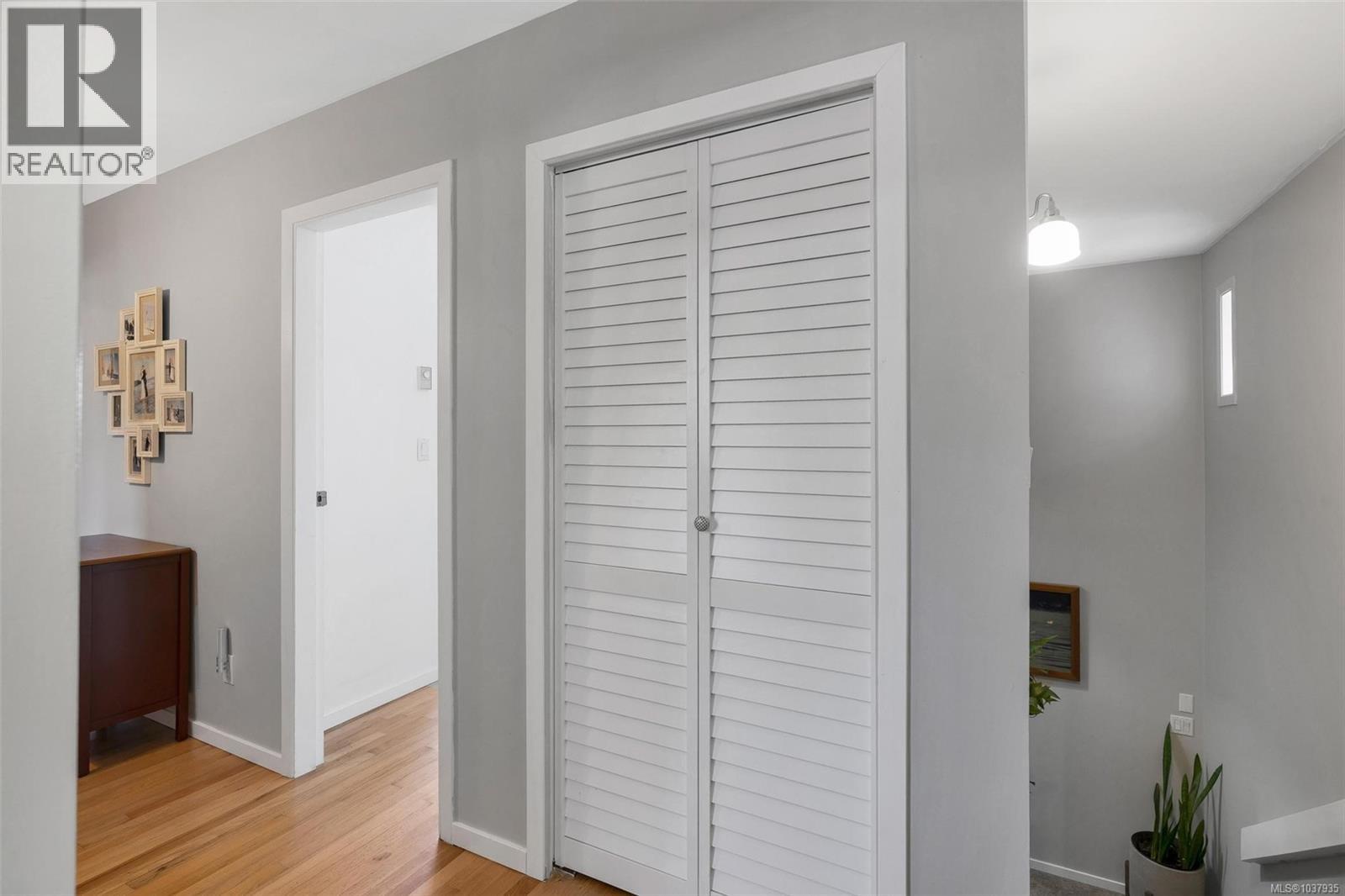 2635 Mill Bay Rd - 26
