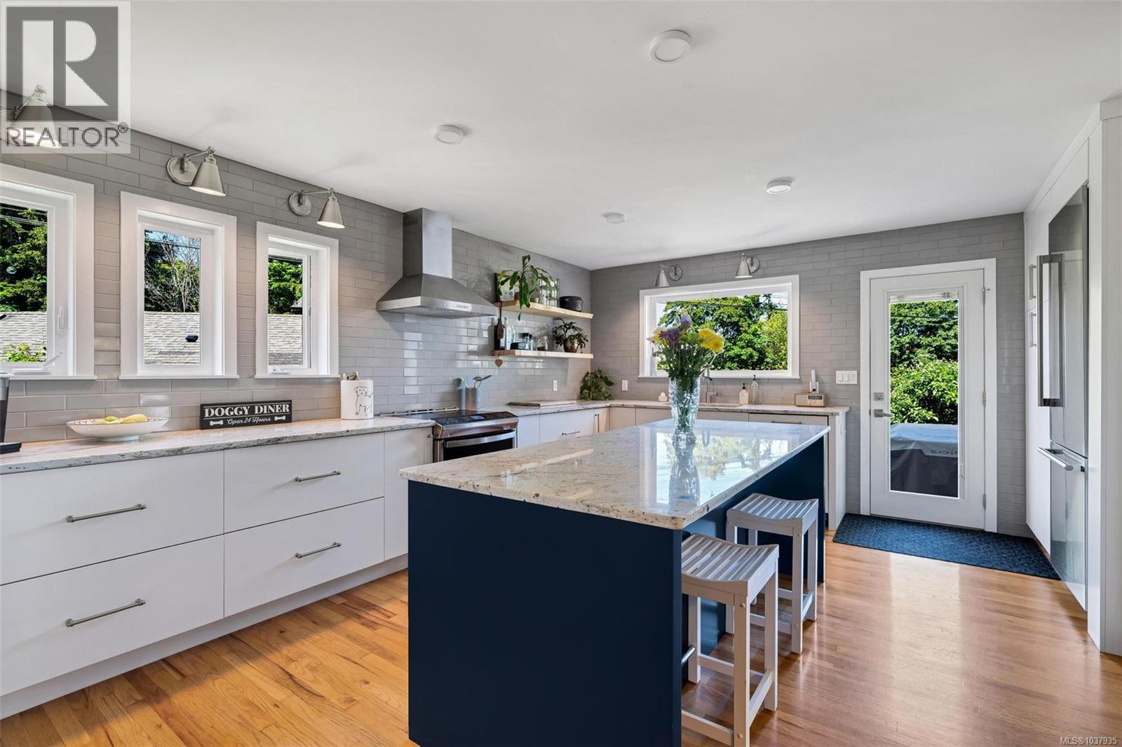 2635 Mill Bay Rd - 17