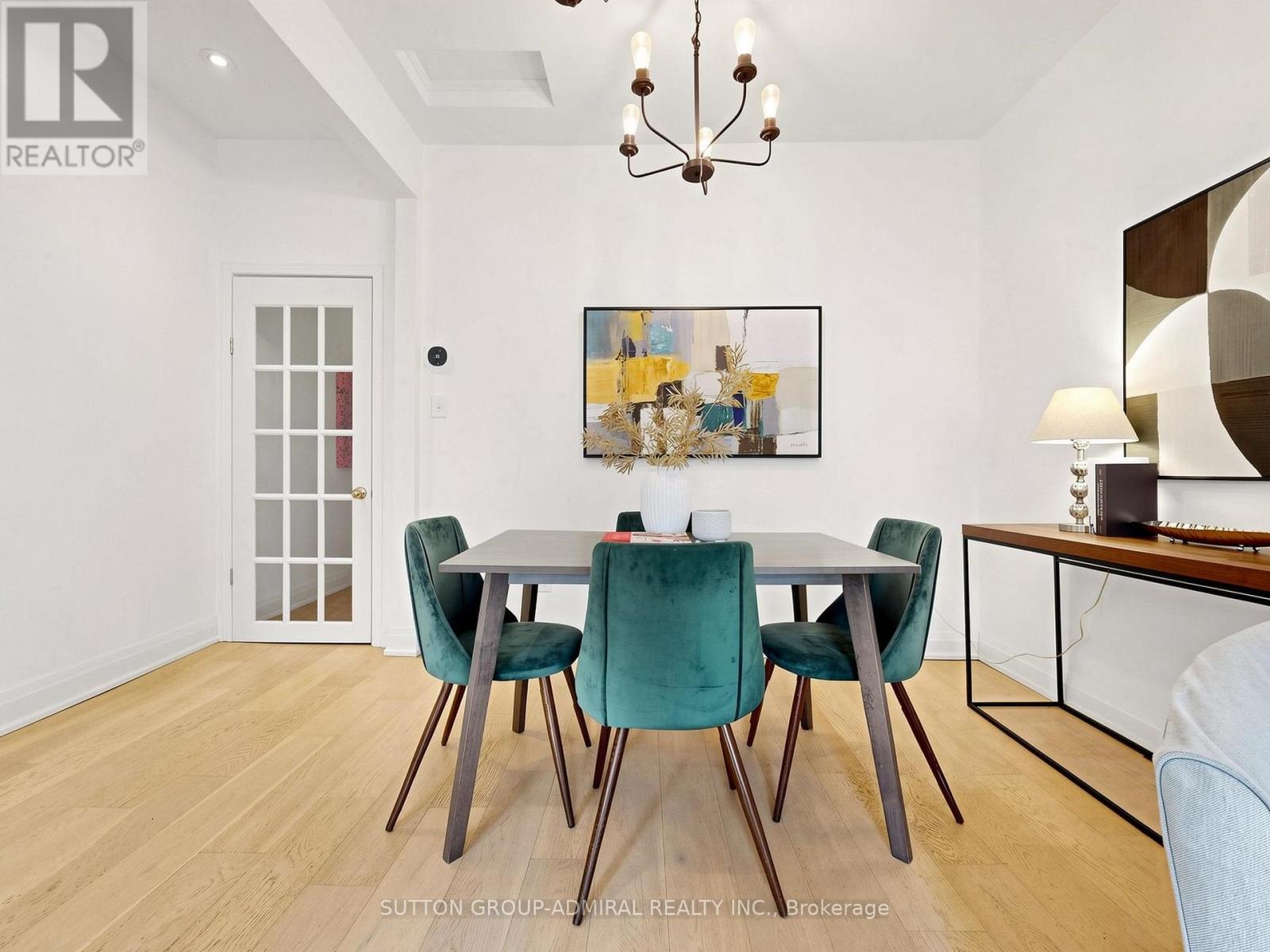 275 VICTORIA PARK AVENUE - 10