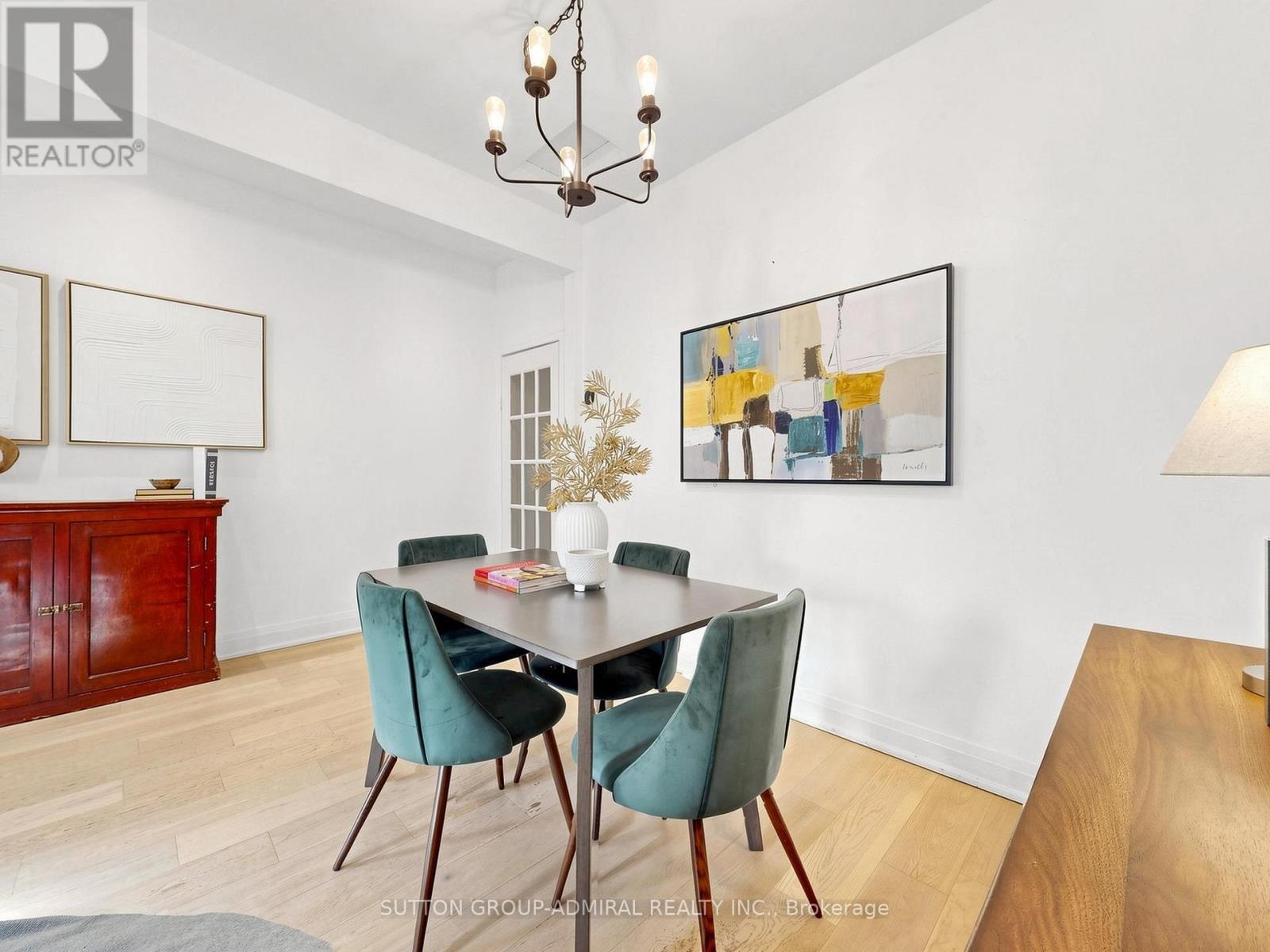 275 VICTORIA PARK AVENUE - 11