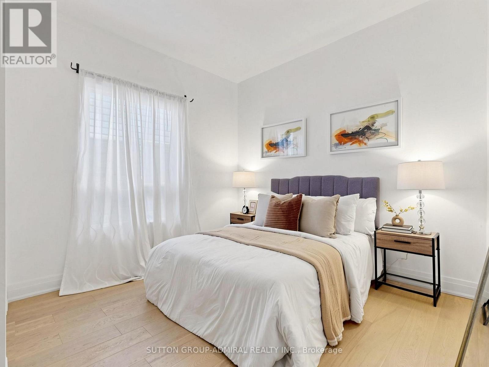 275 VICTORIA PARK AVENUE - 24