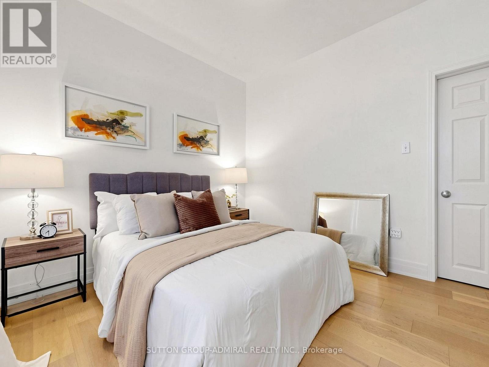 275 VICTORIA PARK AVENUE - 26