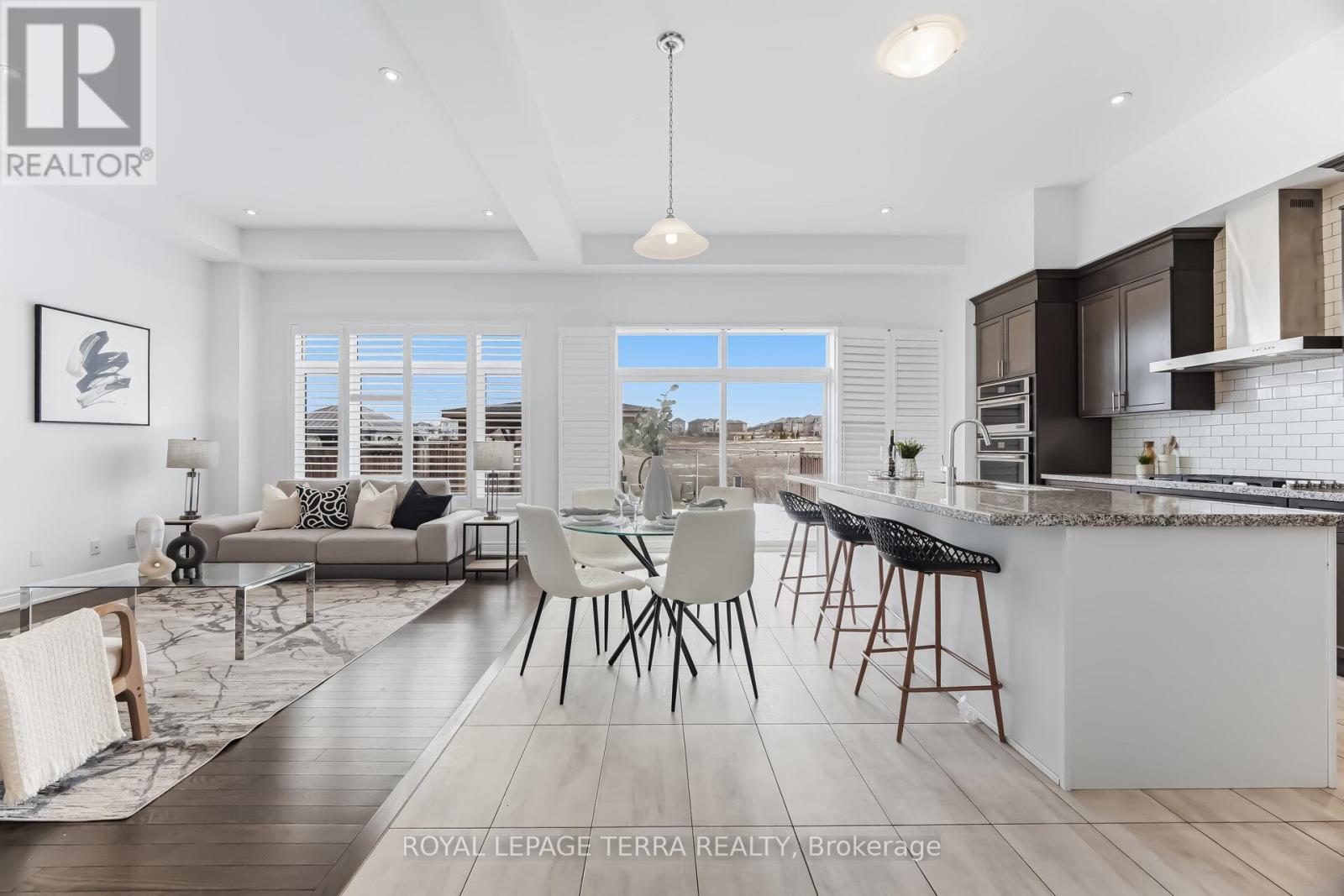 11 LOCKTON STREET - 11