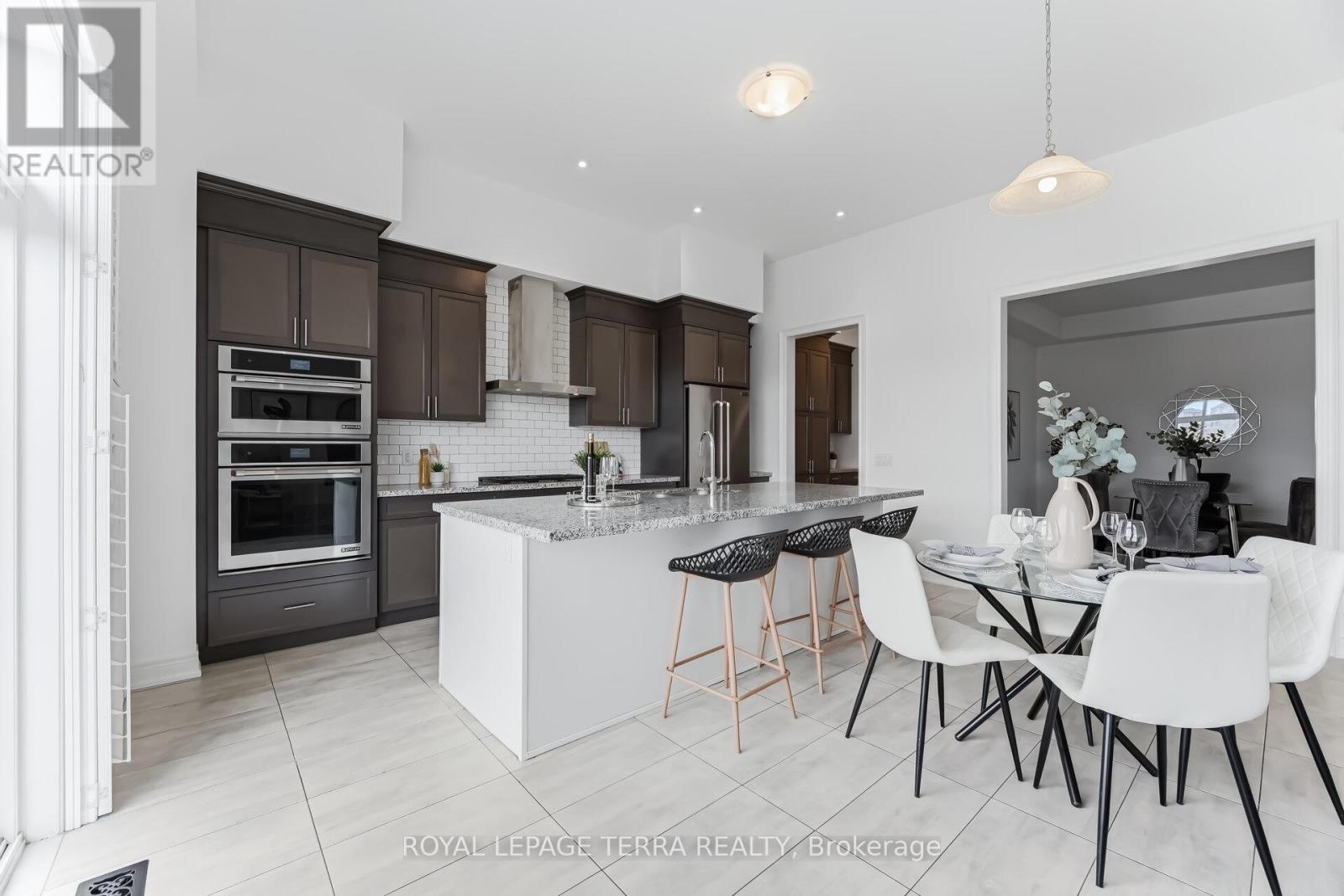 11 LOCKTON STREET - 13