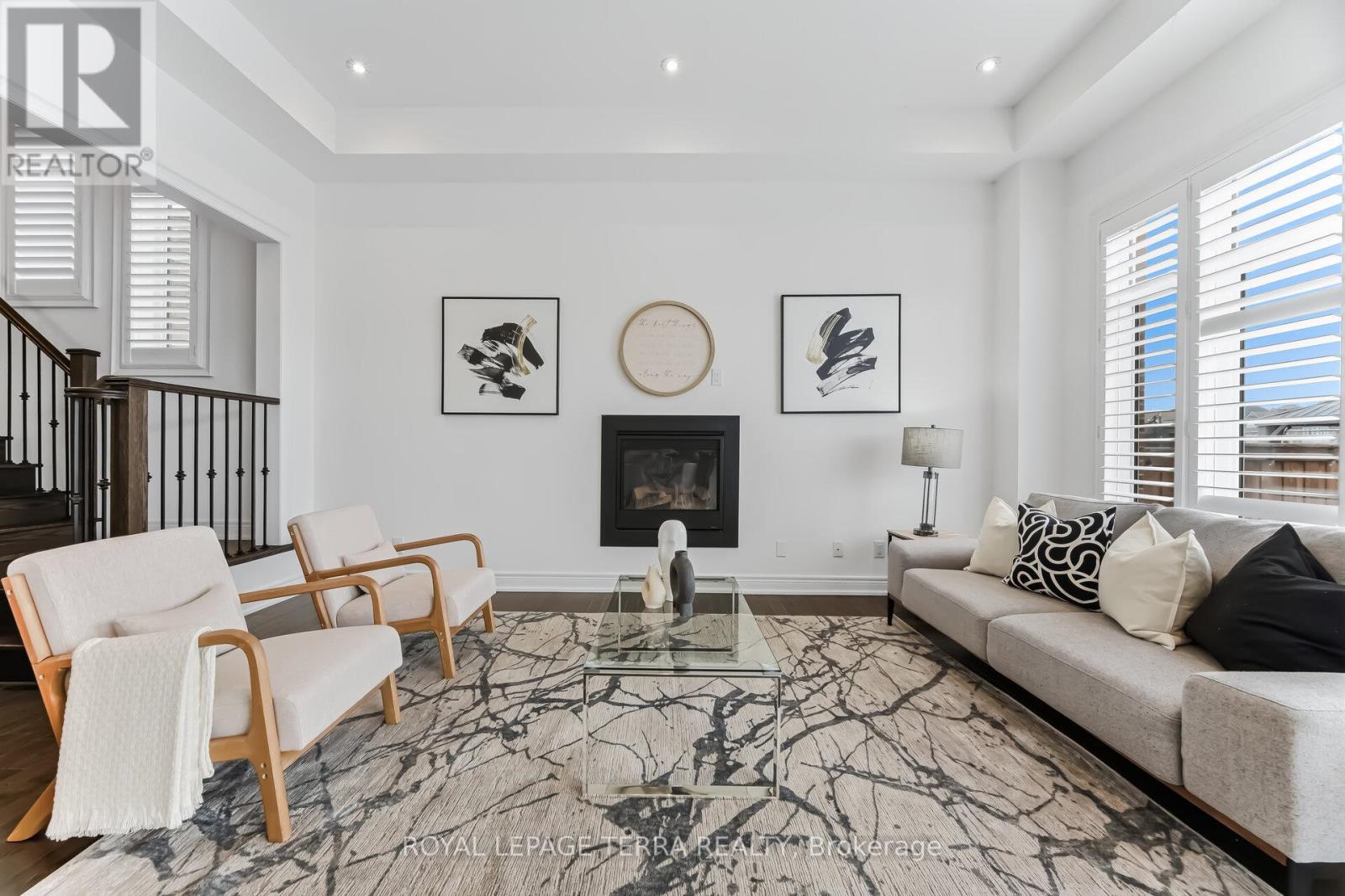11 LOCKTON STREET - 18