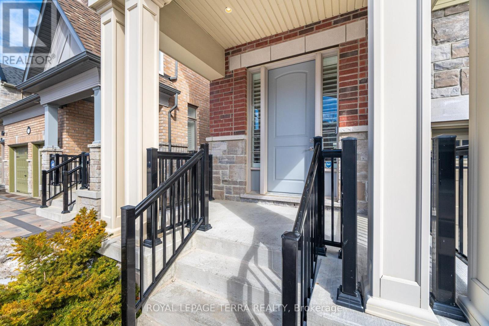 11 LOCKTON STREET - 3