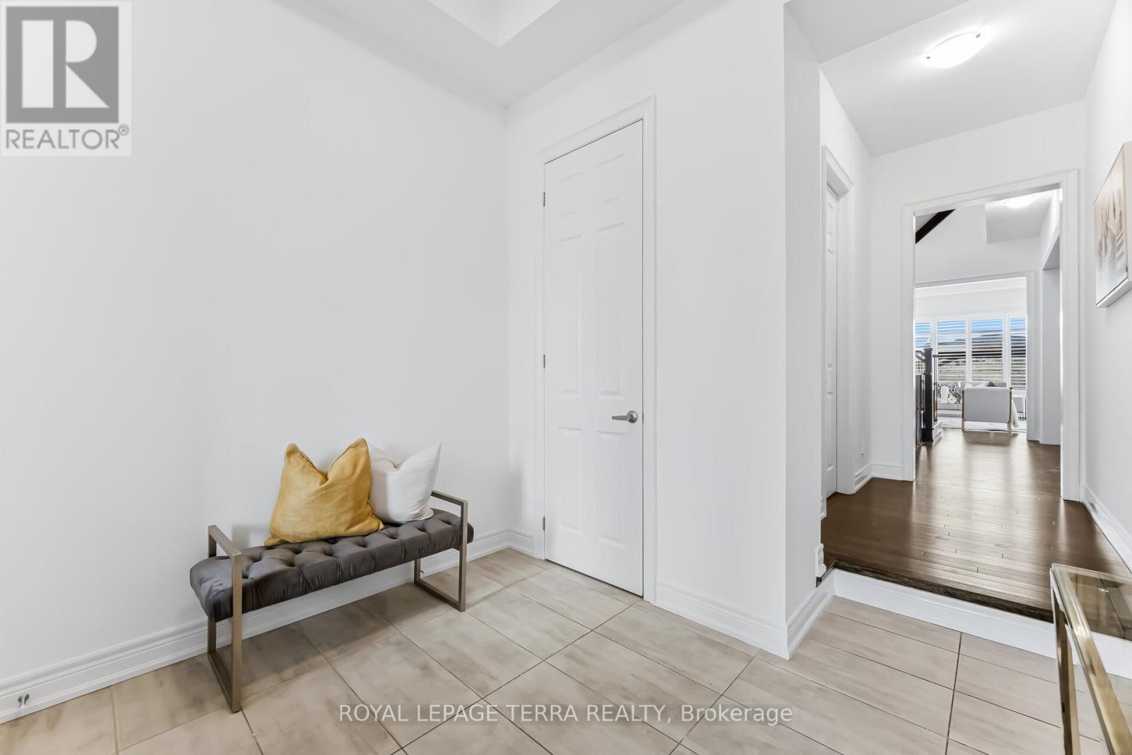 11 LOCKTON STREET - 5