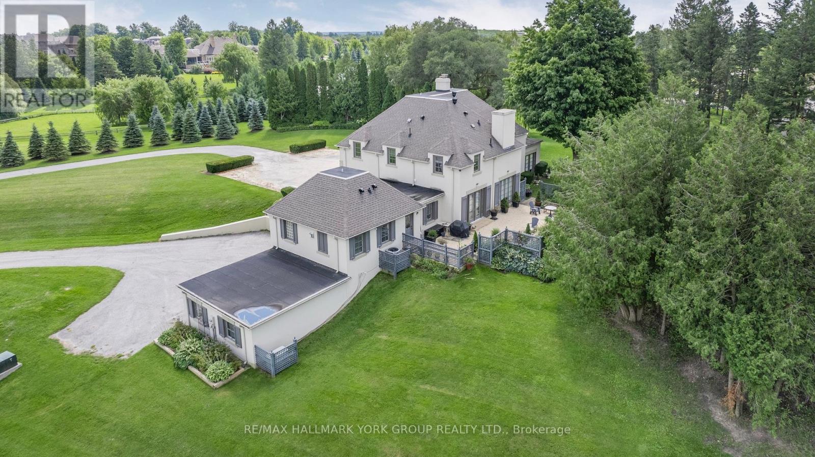 14455 DUFFERIN STREET - 16
