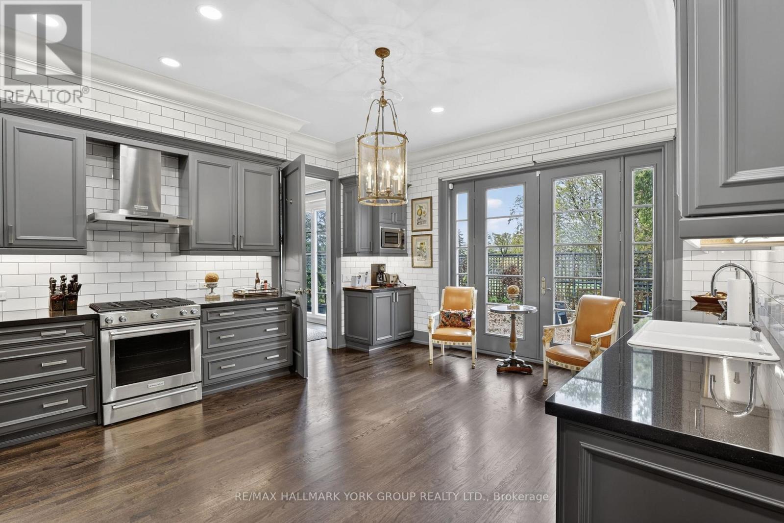 14455 DUFFERIN STREET - 5