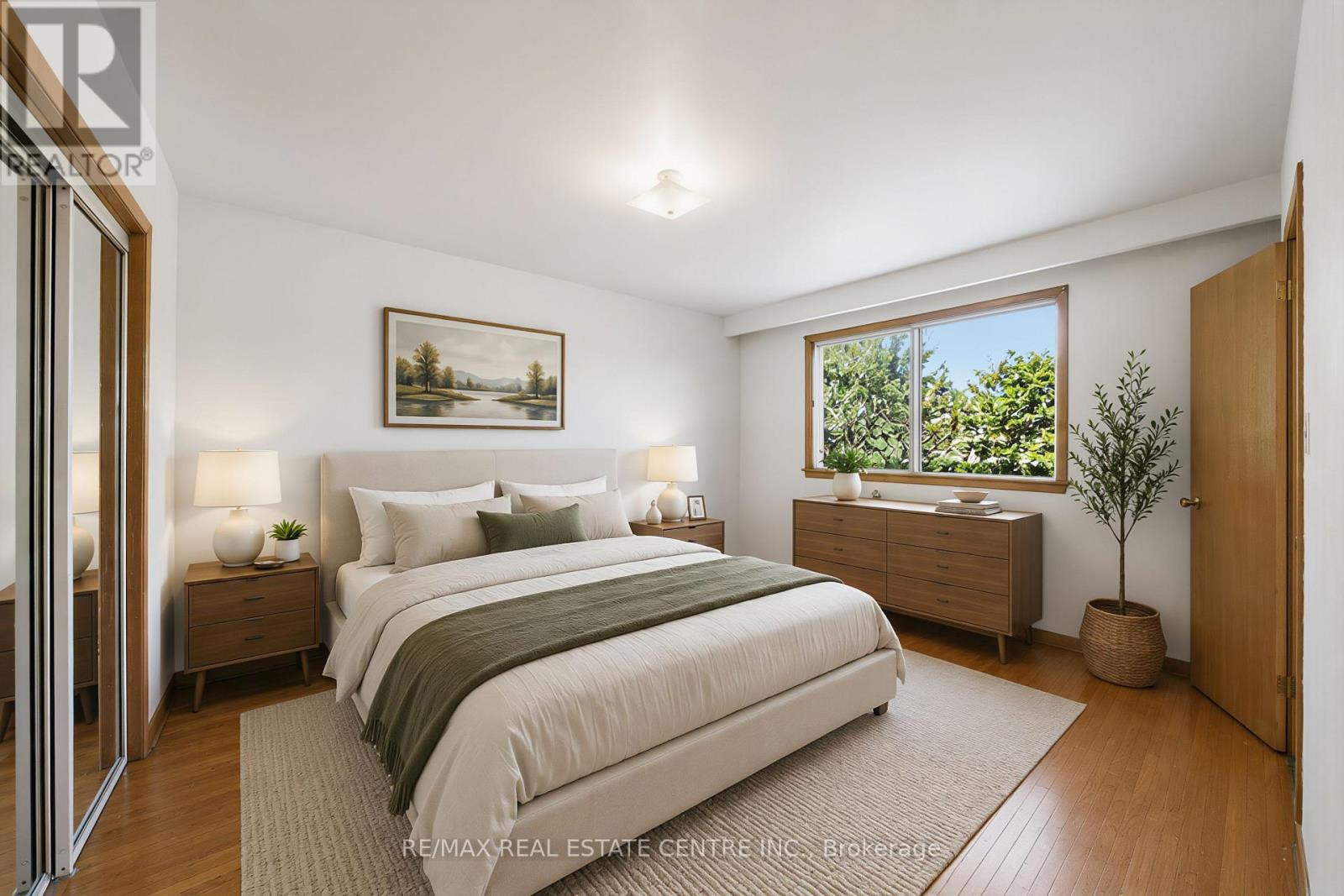 893 HOLLOWTREE CRESCENT - 29