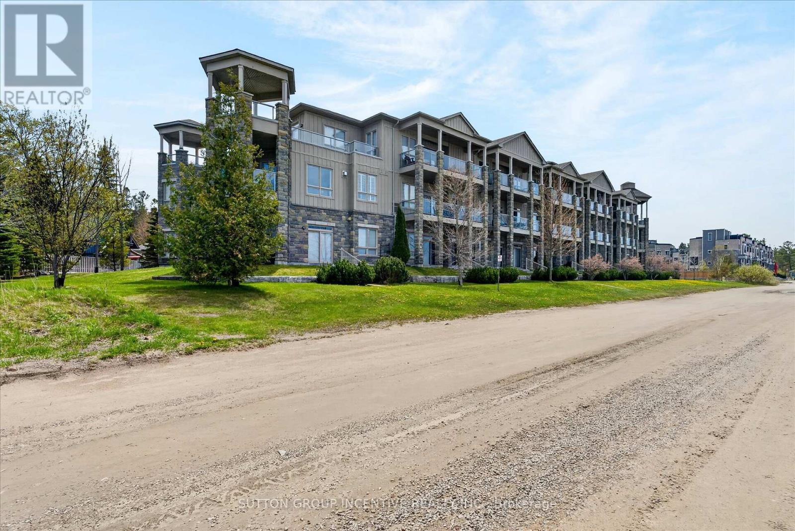 #209 764 RIVER ROAD E - 34