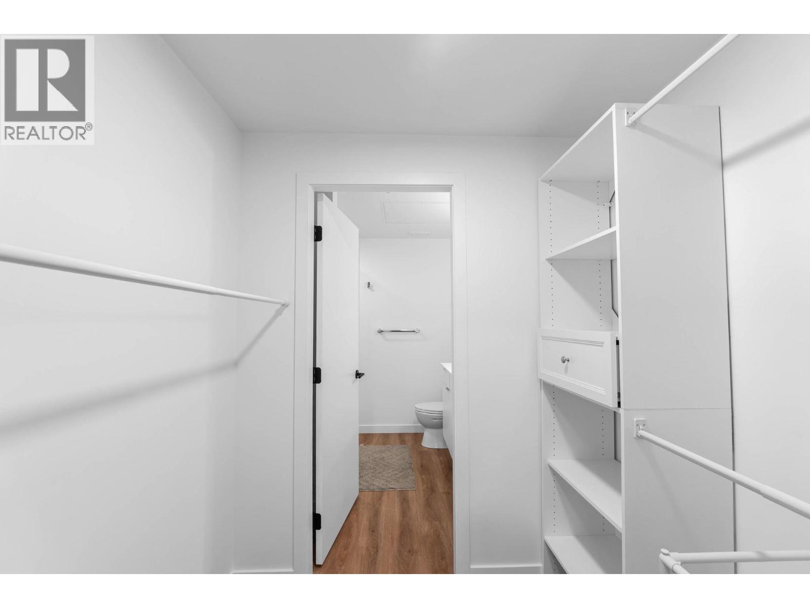 #203 615 Rutland Road - 14