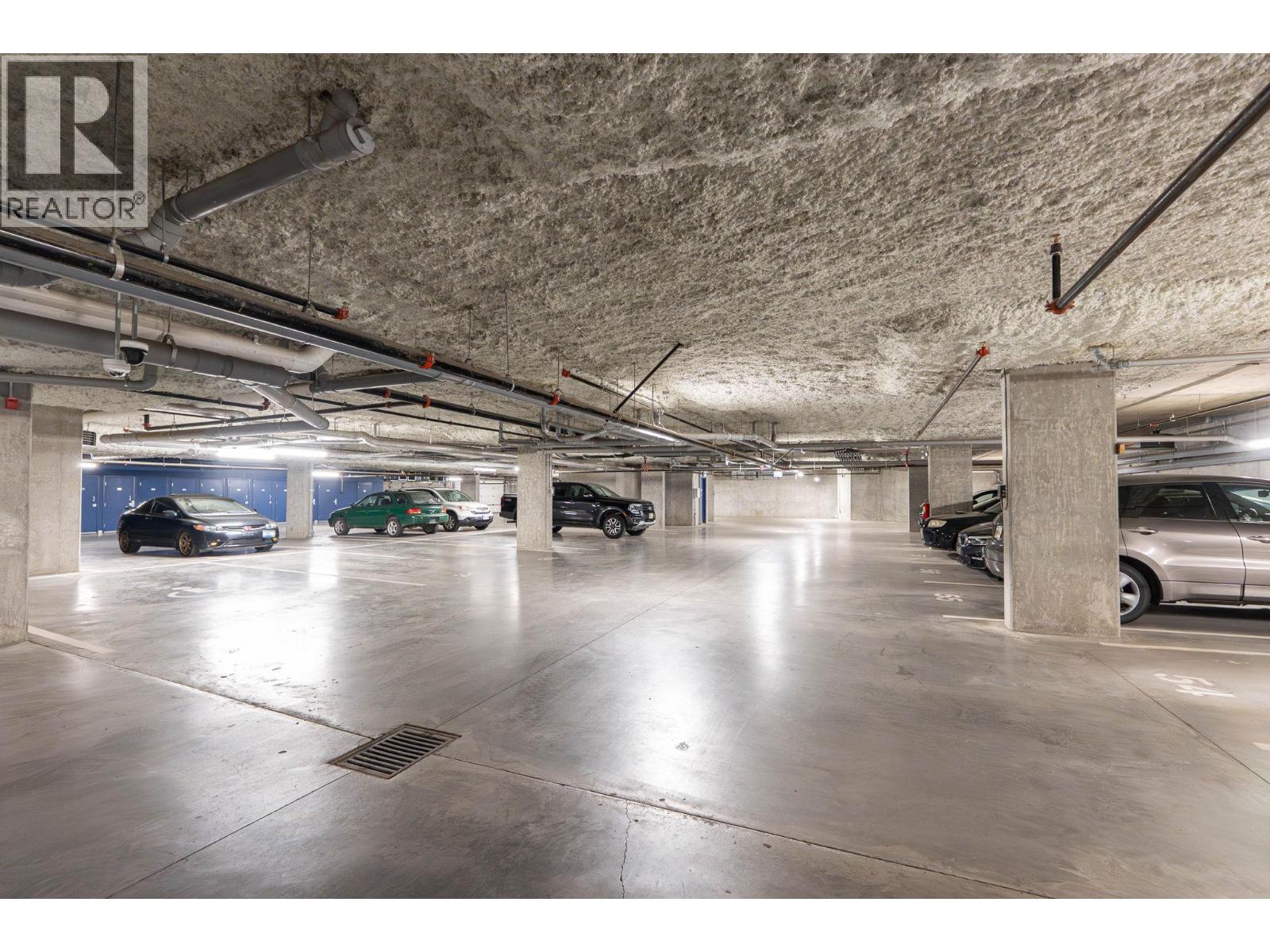 #203 615 Rutland Road - 31
