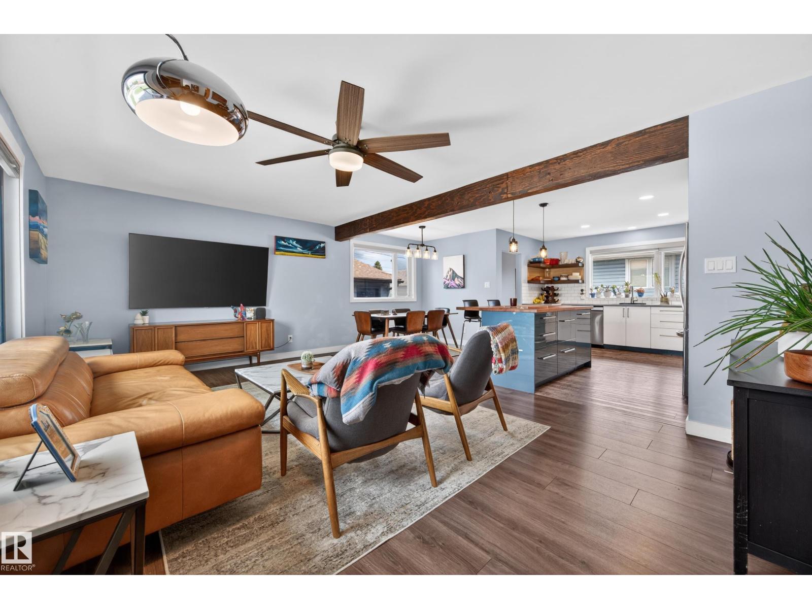 6707 92B AV NW - 8