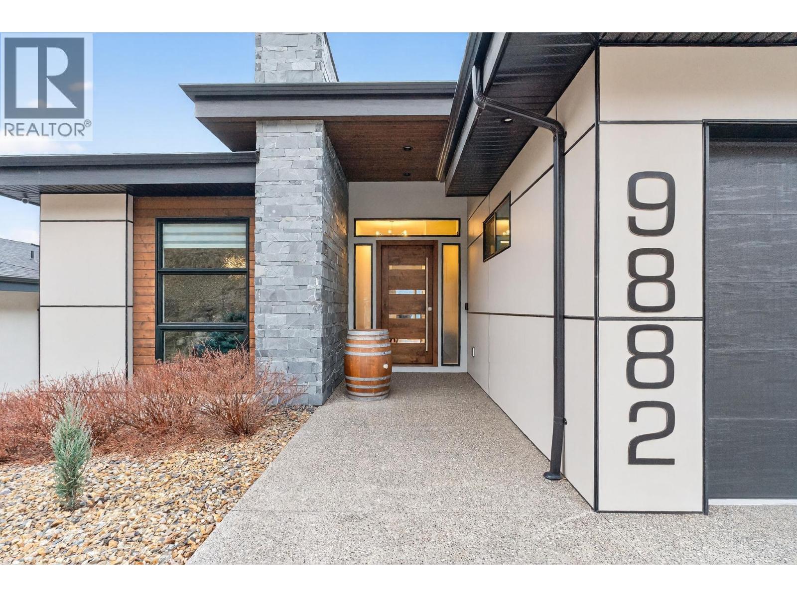 9882 Beacon Hill Drive - 4