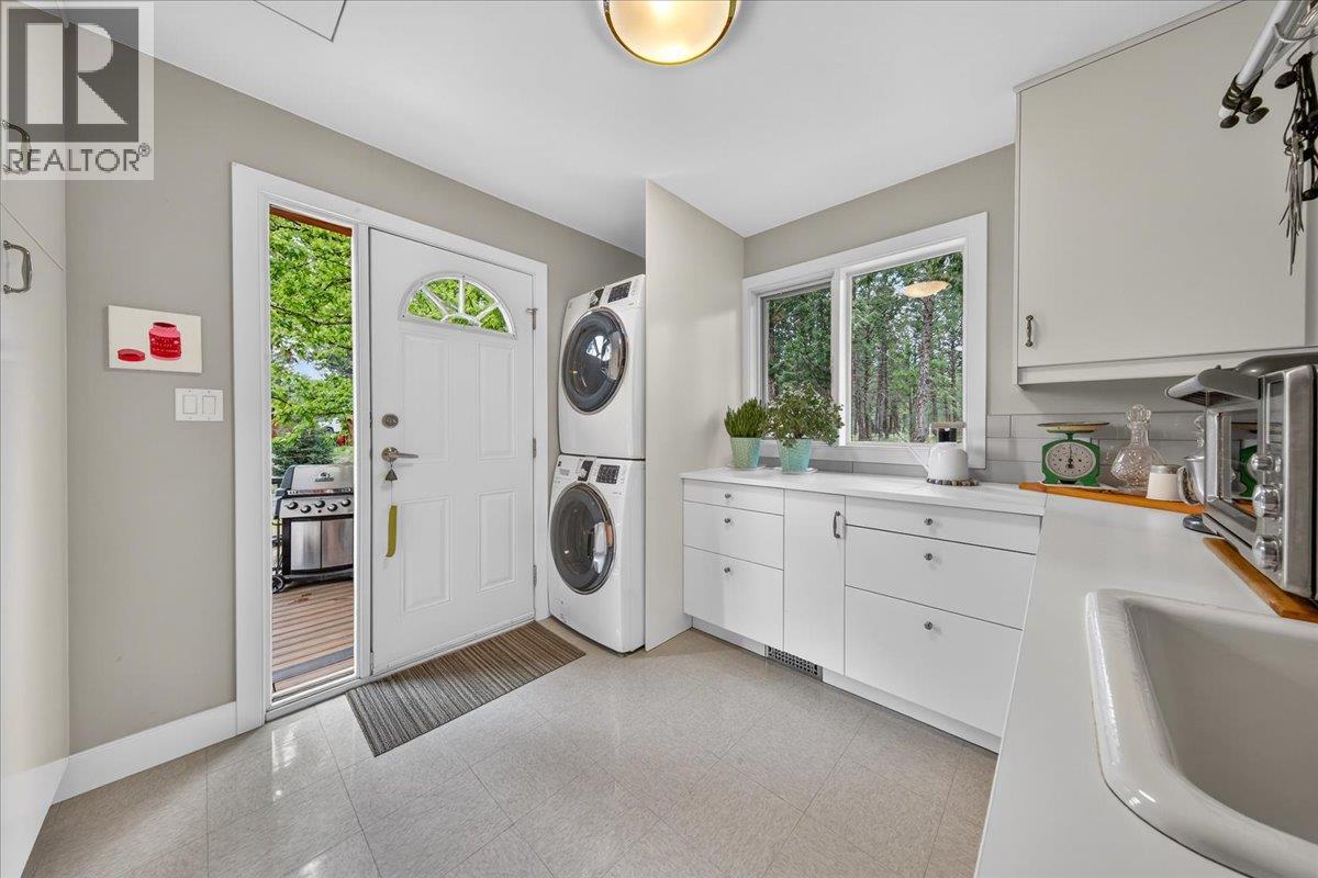 2371 Stark Drive - 32