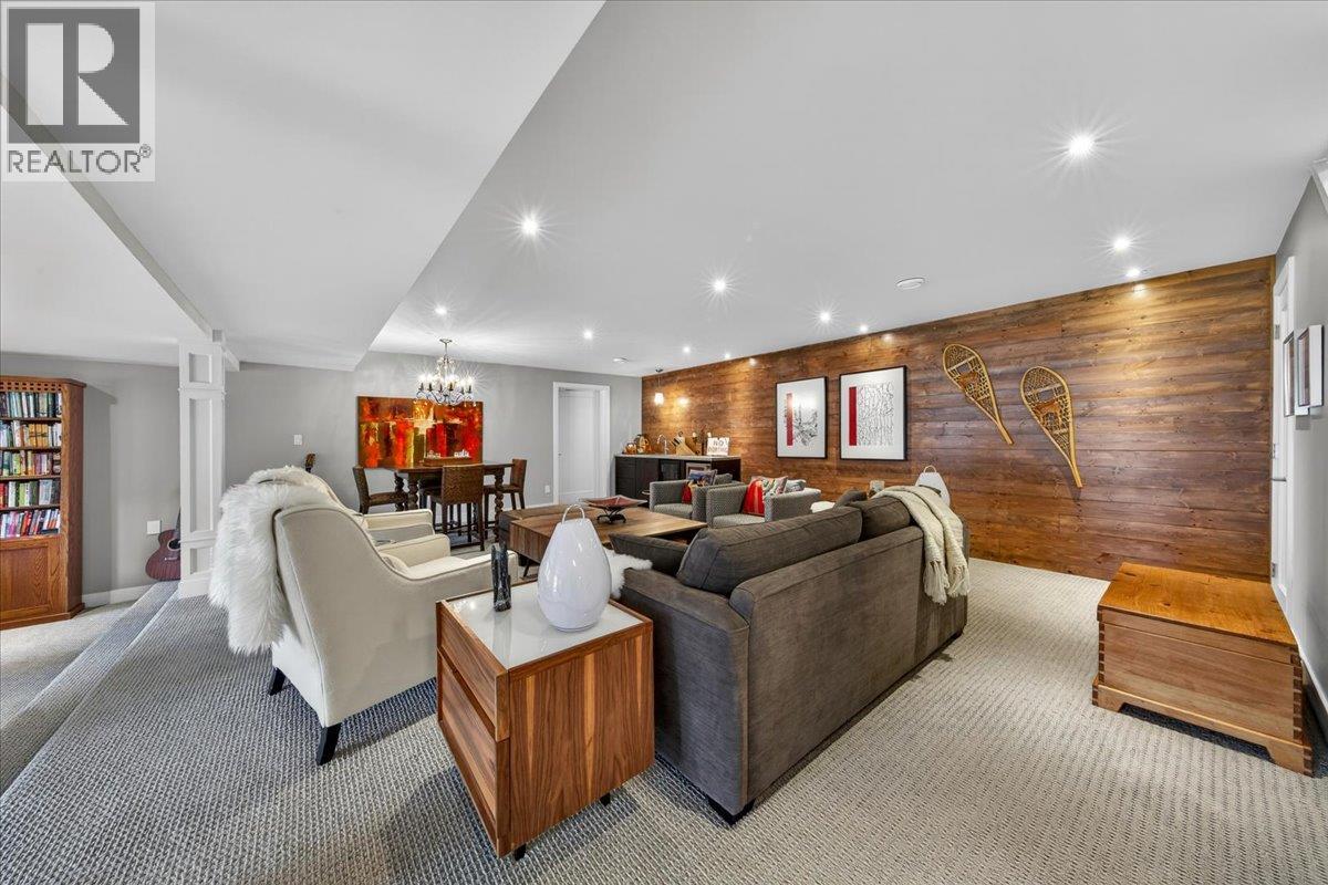 2371 Stark Drive - 44