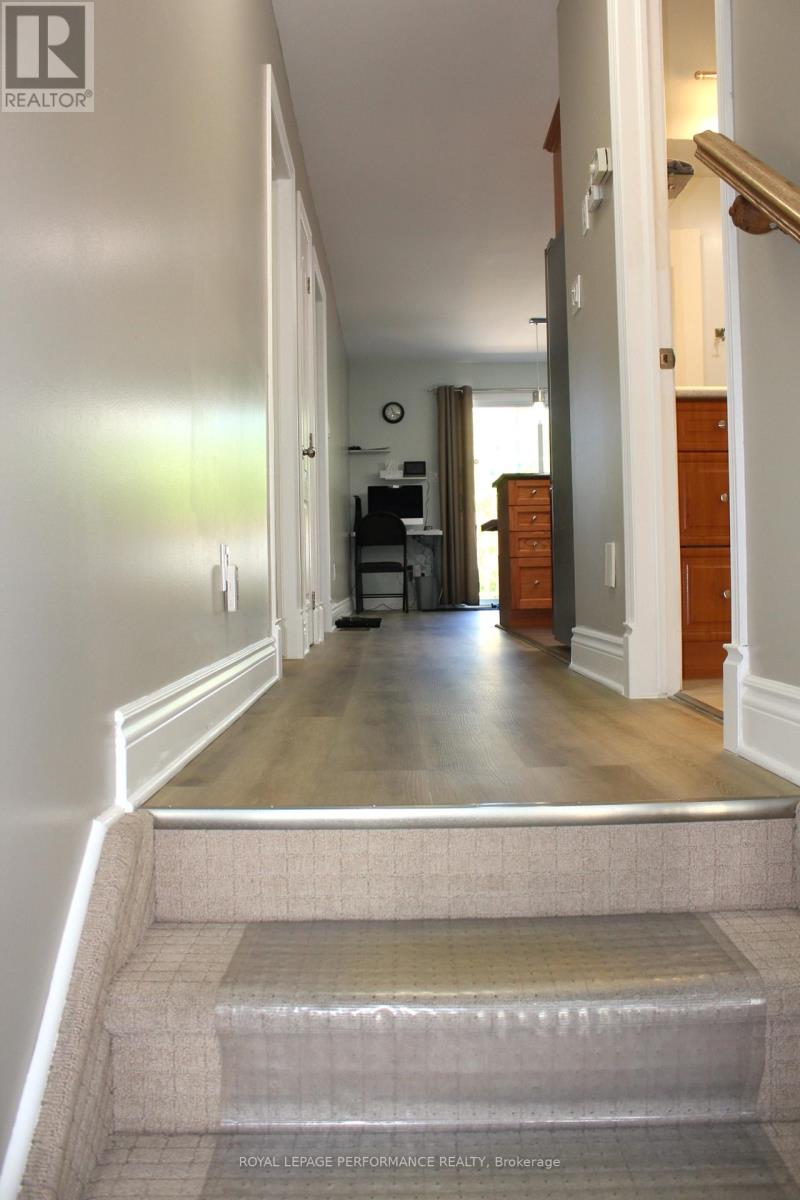 51 ABAGAIL CRESCENT - 11