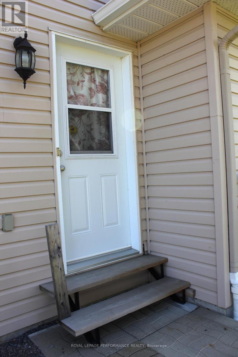 51 ABAGAIL CRESCENT - 37