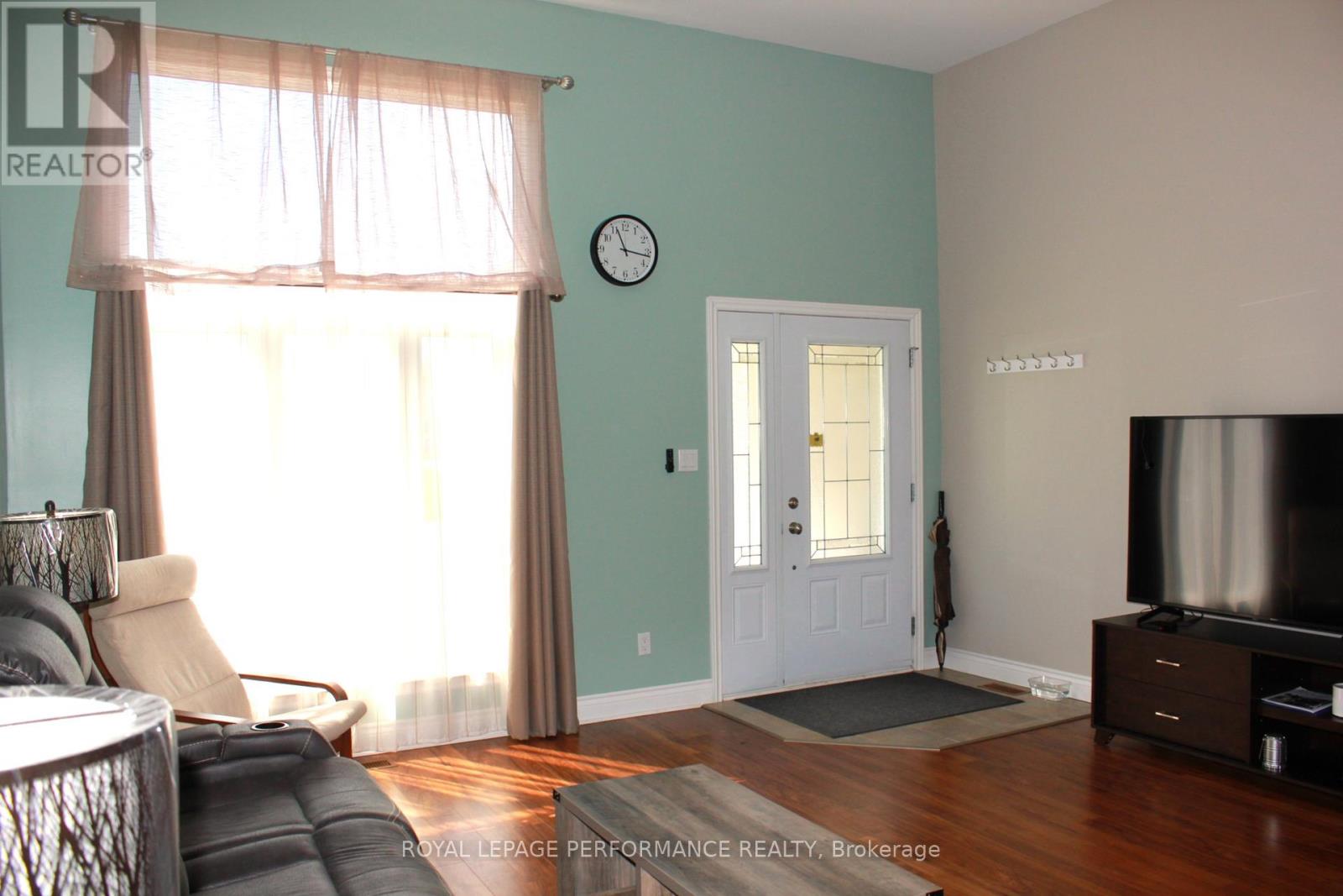 51 ABAGAIL CRESCENT - 5