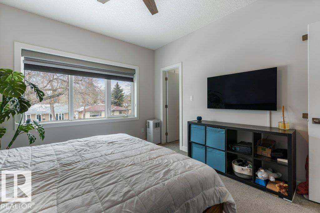 11029 150 ST NW - 18