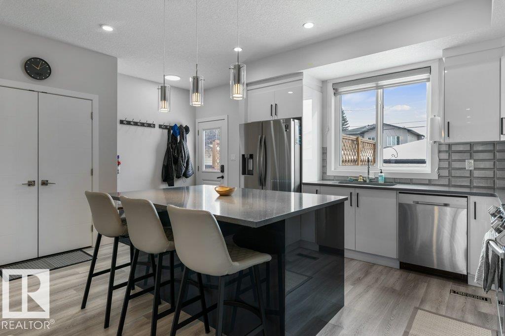11029 150 ST NW - 12