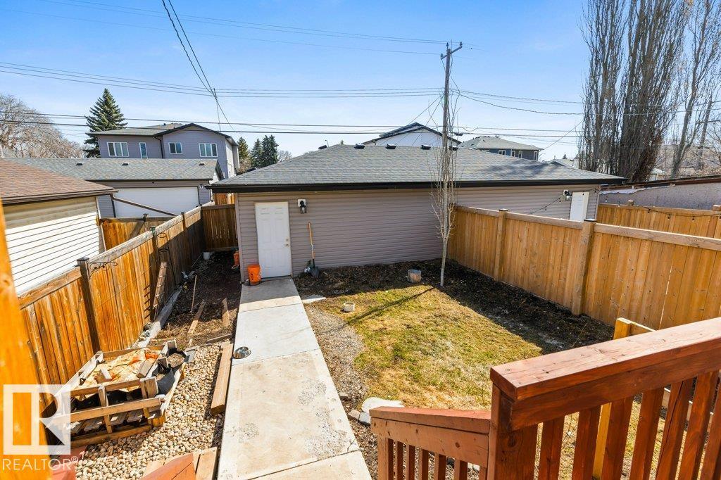 11029 150 ST NW - 31
