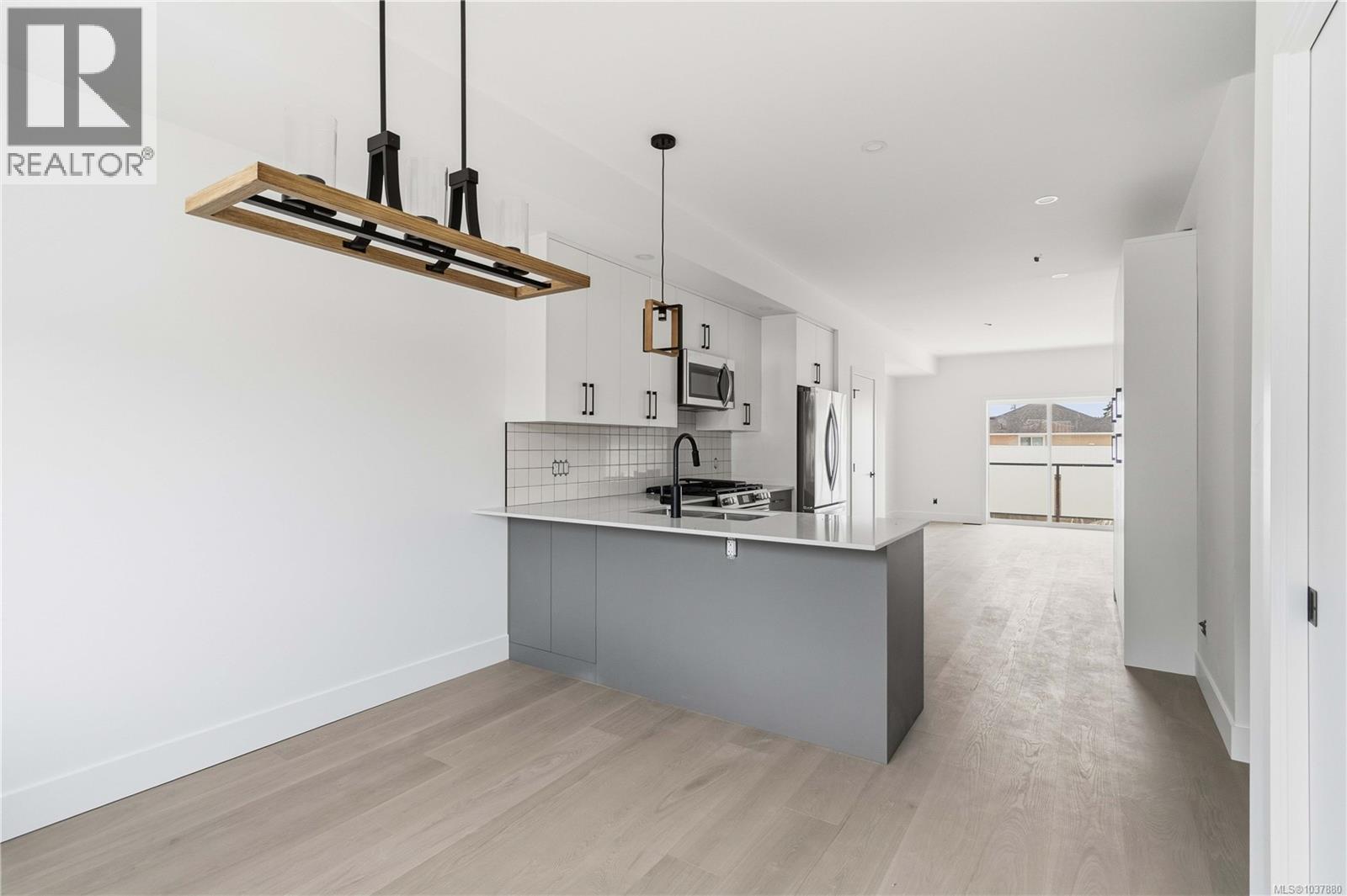 1055 Brown Rd - 4