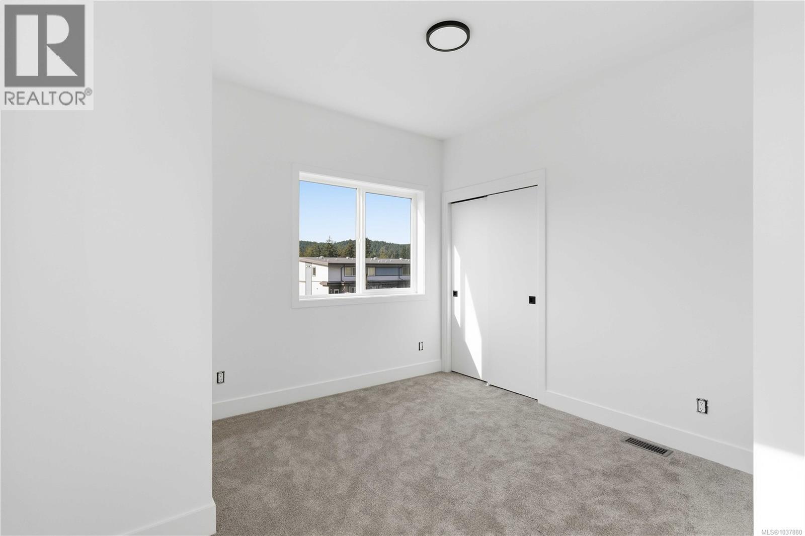 1055 Brown Rd, Langford