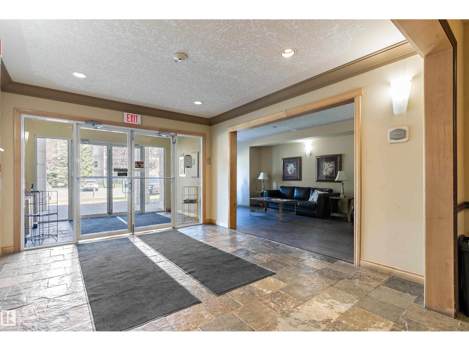 #238 78B MCKENNEY AV - 32